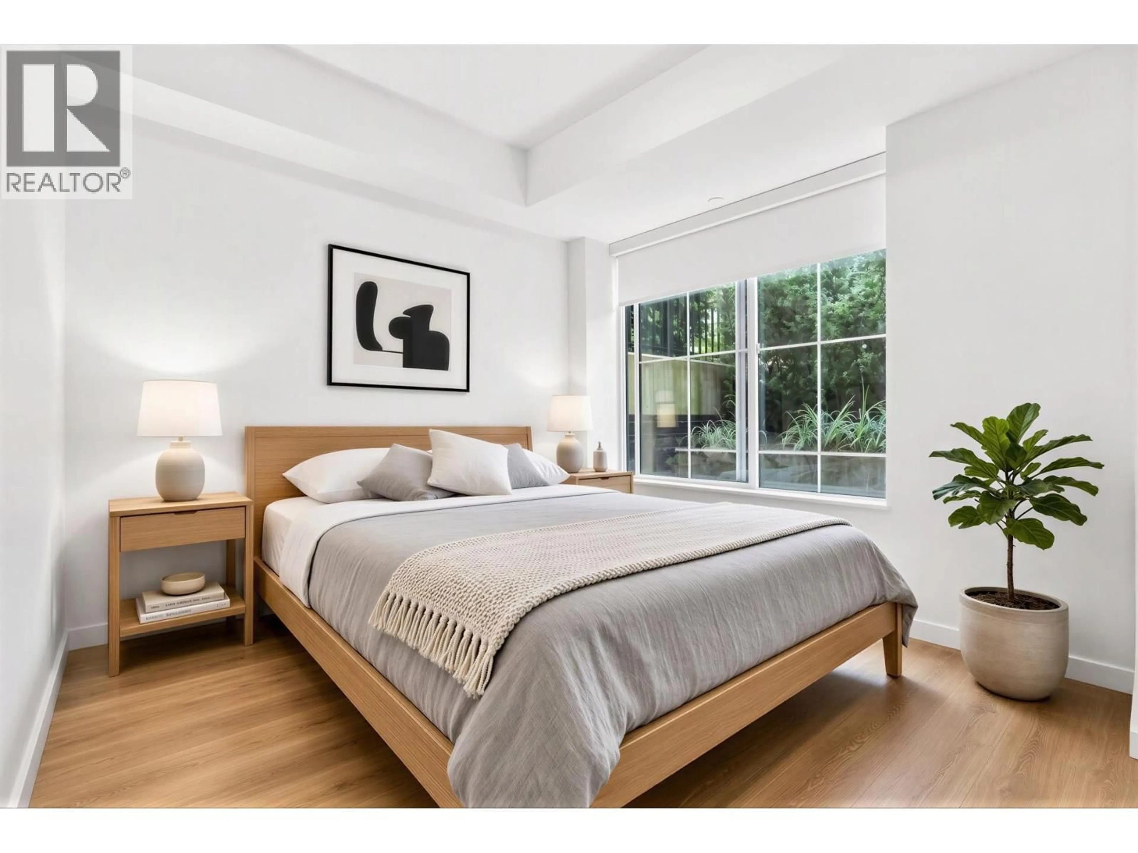 Bedroom with bed, wood/laminate floor for 6 - 237 RIDGEWAY AVENUE, North Vancouver British Columbia V7L0H6
