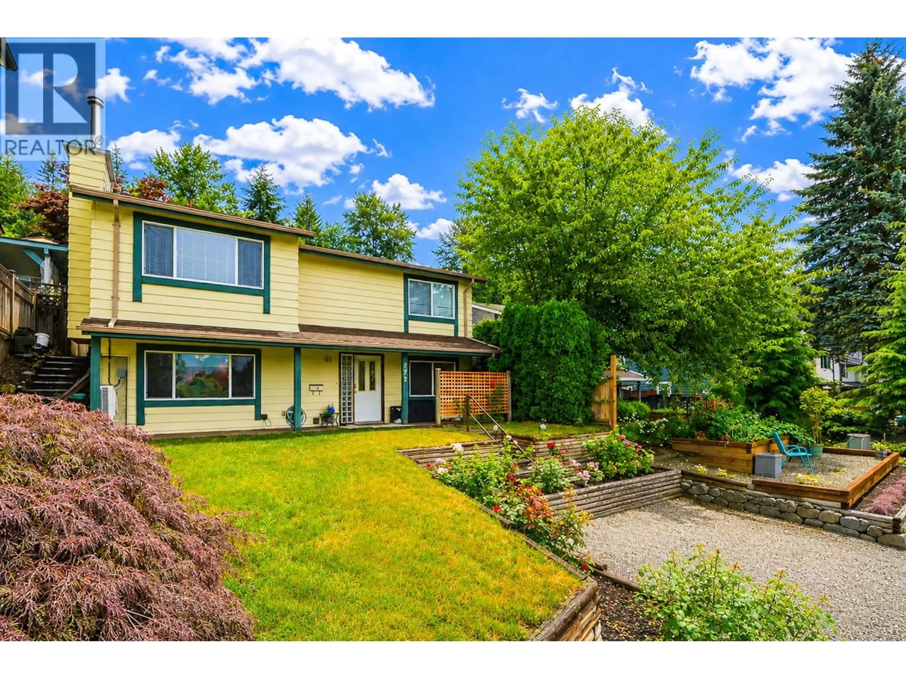 A pic from outside/outdoor area/front of a property/back of a property/a pic from drone, unknown for 772 APPLEYARD COURT, Port Moody British Columbia V3H3X1