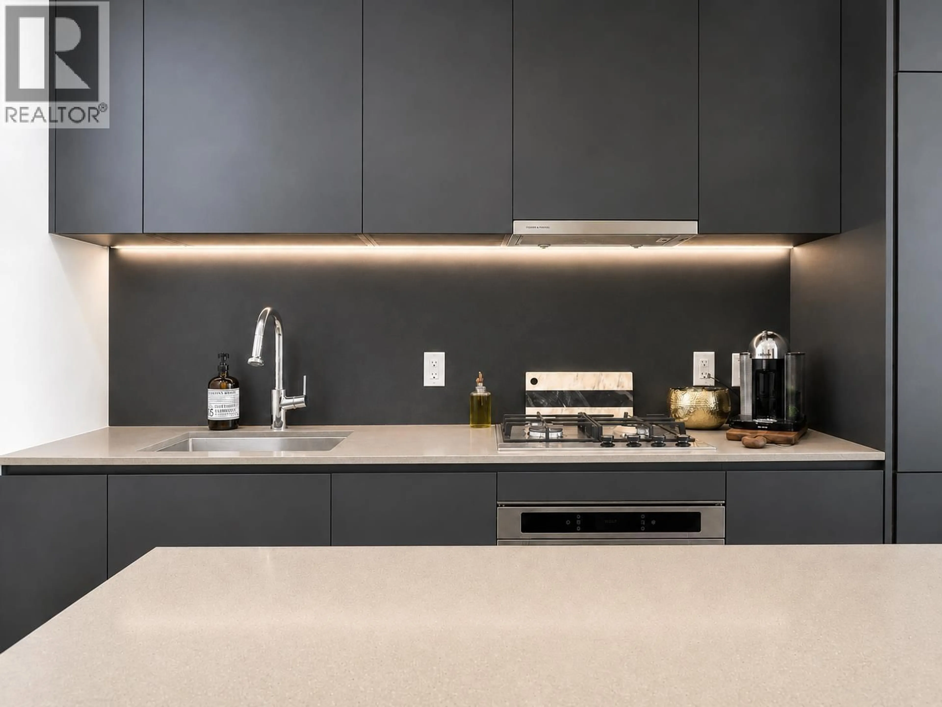 Contemporary kitchen, unknown for 1106 - 988 QUAYSIDE DRIVE, New Westminster British Columbia V3M0L5