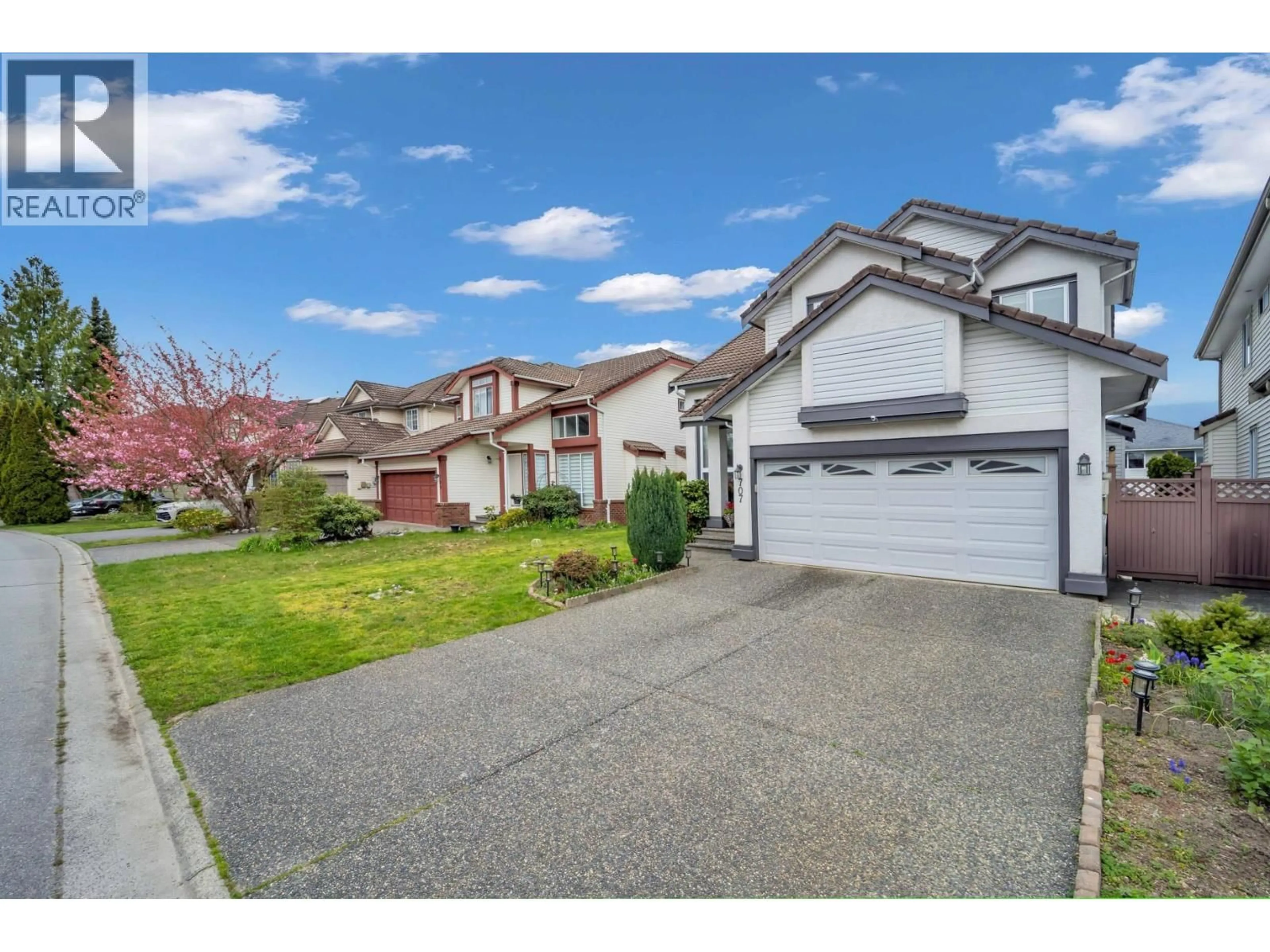 A pic from outside/outdoor area/front of a property/back of a property/a pic from drone, street for 707 OMINECA AVENUE, Port Coquitlam British Columbia V3B7N9