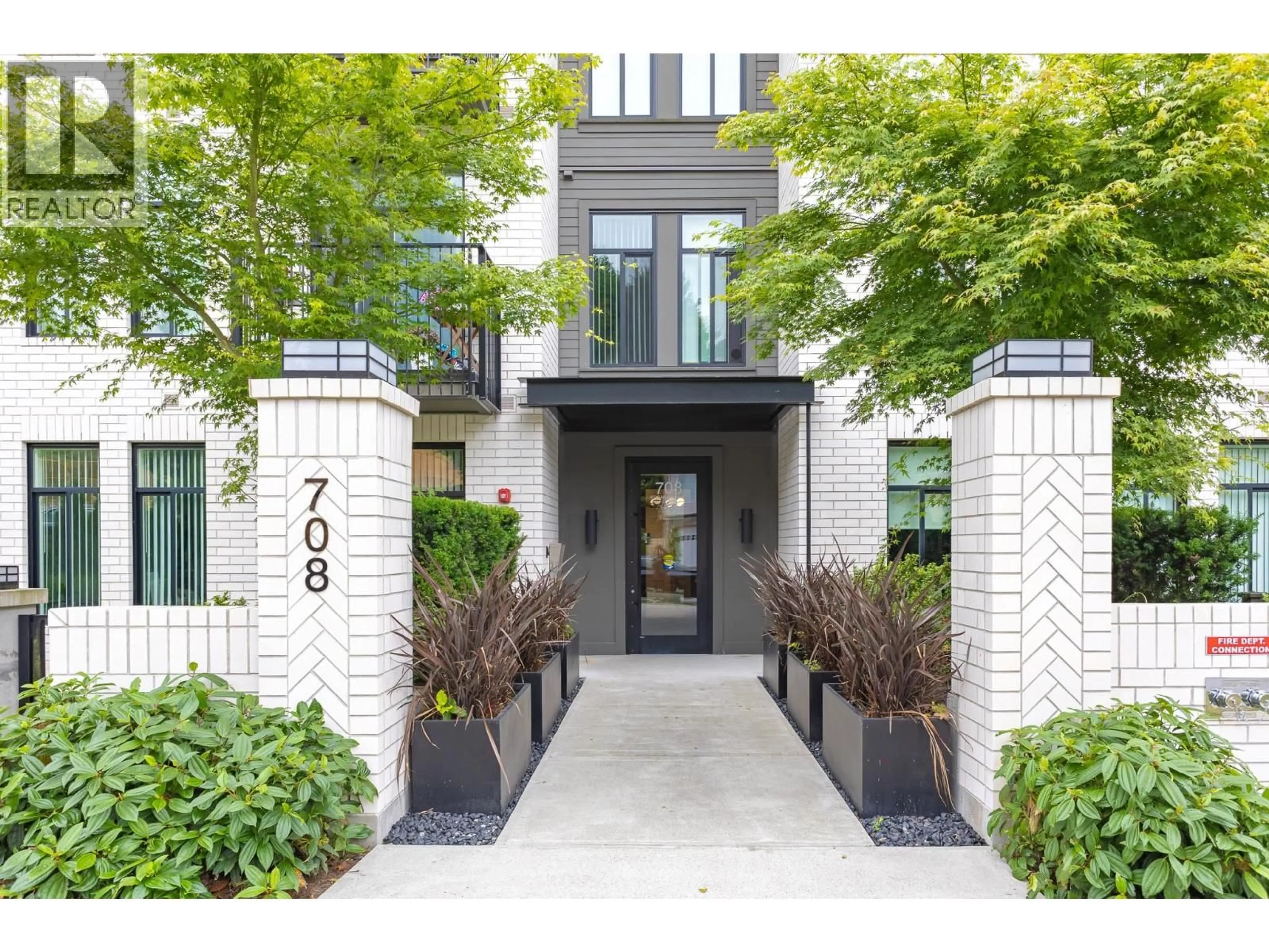 Indoor entryway for 209 - 708 EDGAR AVENUE, Coquitlam British Columbia V3K0H3