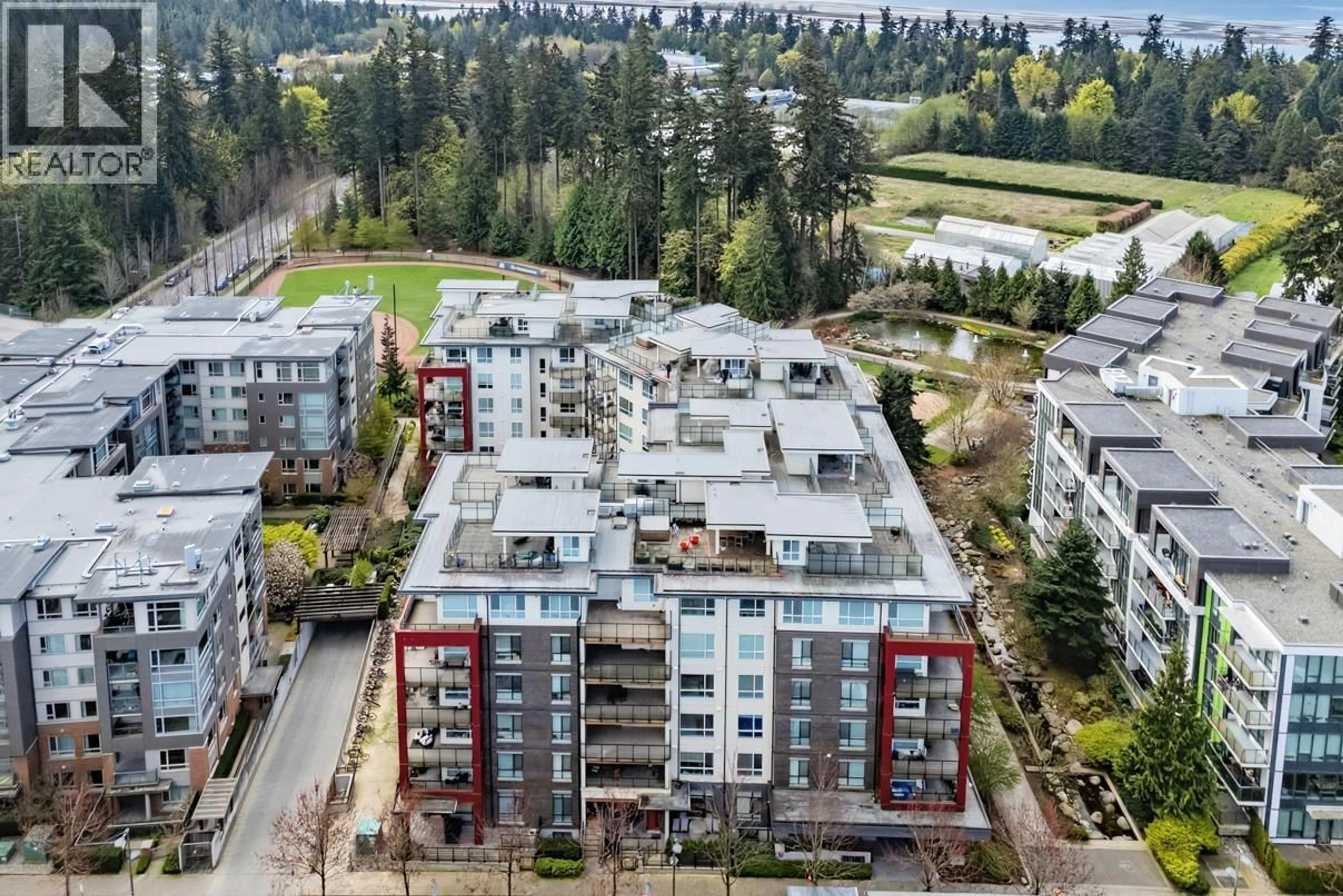 A pic from outside/outdoor area/front of a property/back of a property/a pic from drone, city buildings view from balcony for ph8 - 3581 ROSS DRIVE, Vancouver British Columbia V6S0K5
