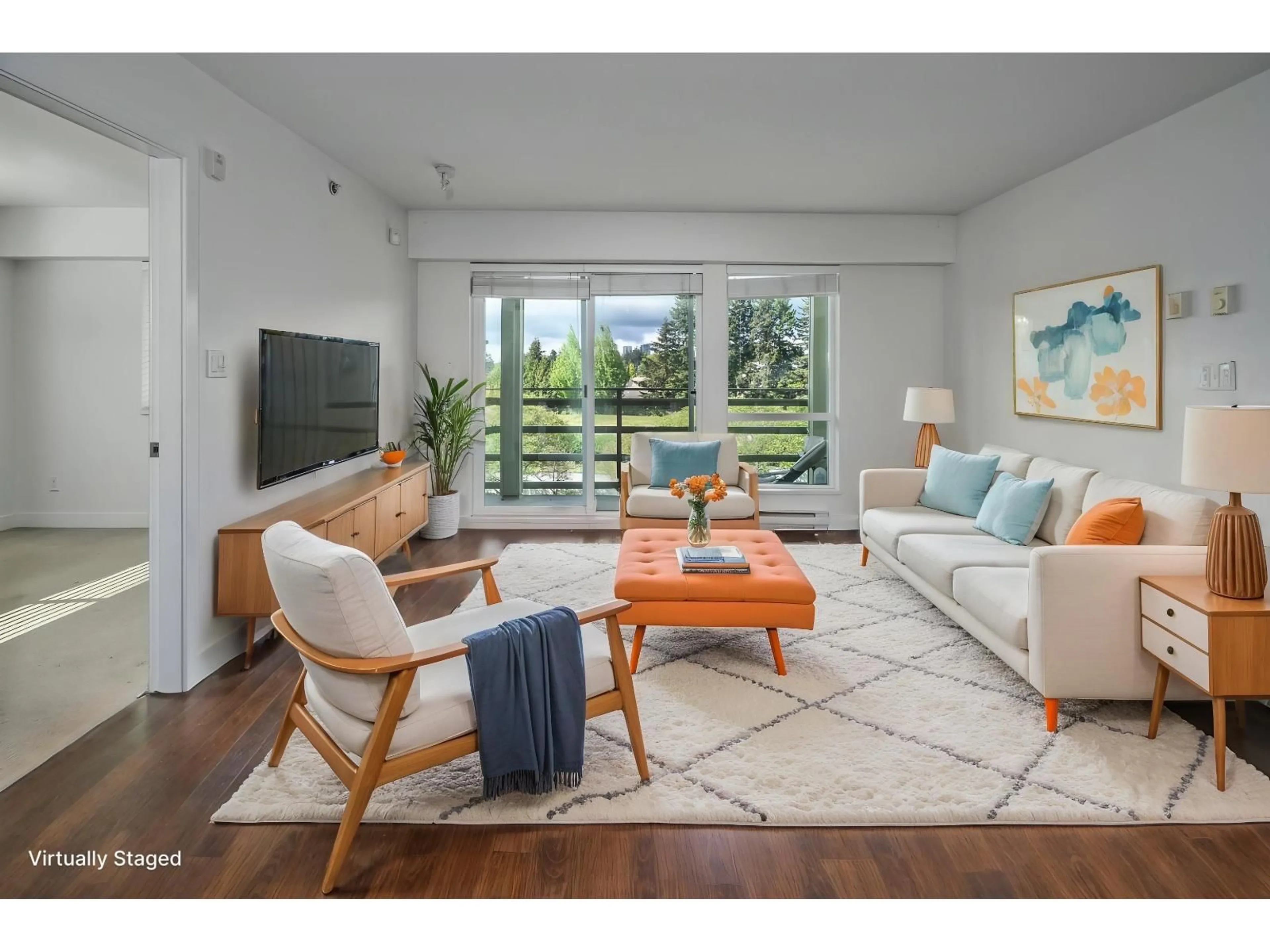 Living room with furniture, wood/laminate floor for 406 - 15735 CROYDON DRIVE, Surrey British Columbia V3Z2L5