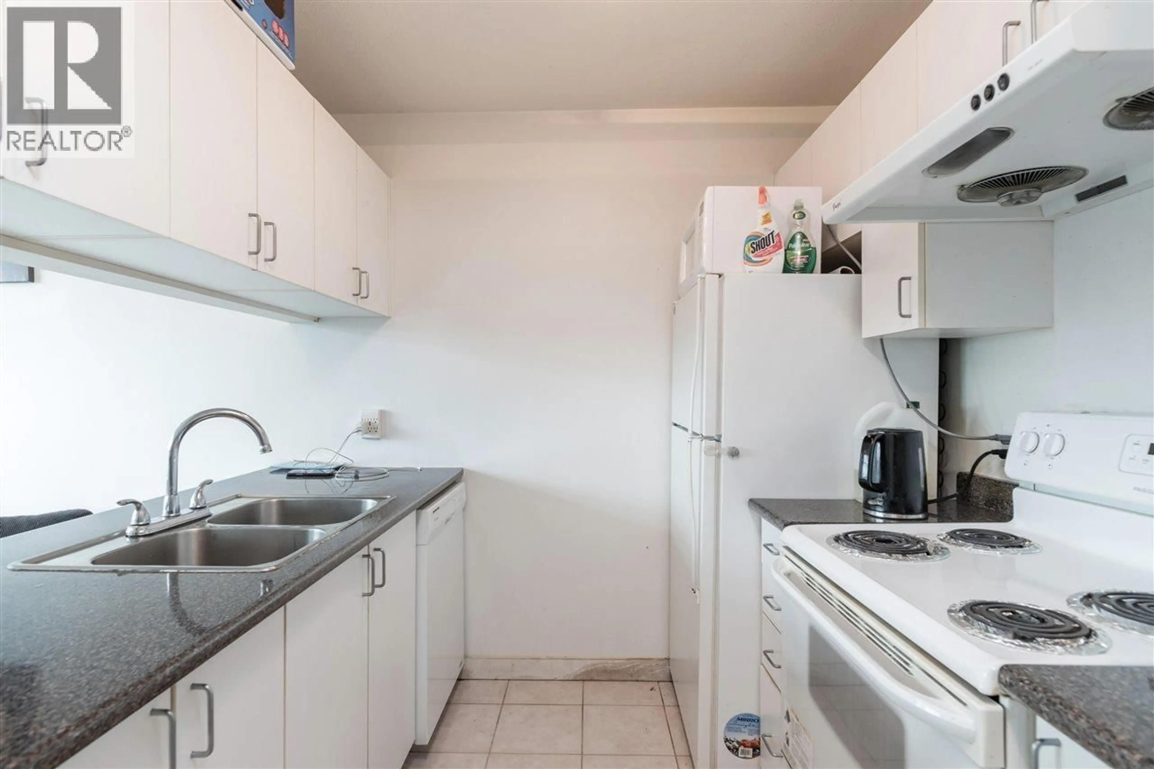 Standard kitchen, unknown for 2501 - 438 SEYMOUR STREET, Vancouver British Columbia V6B6H4