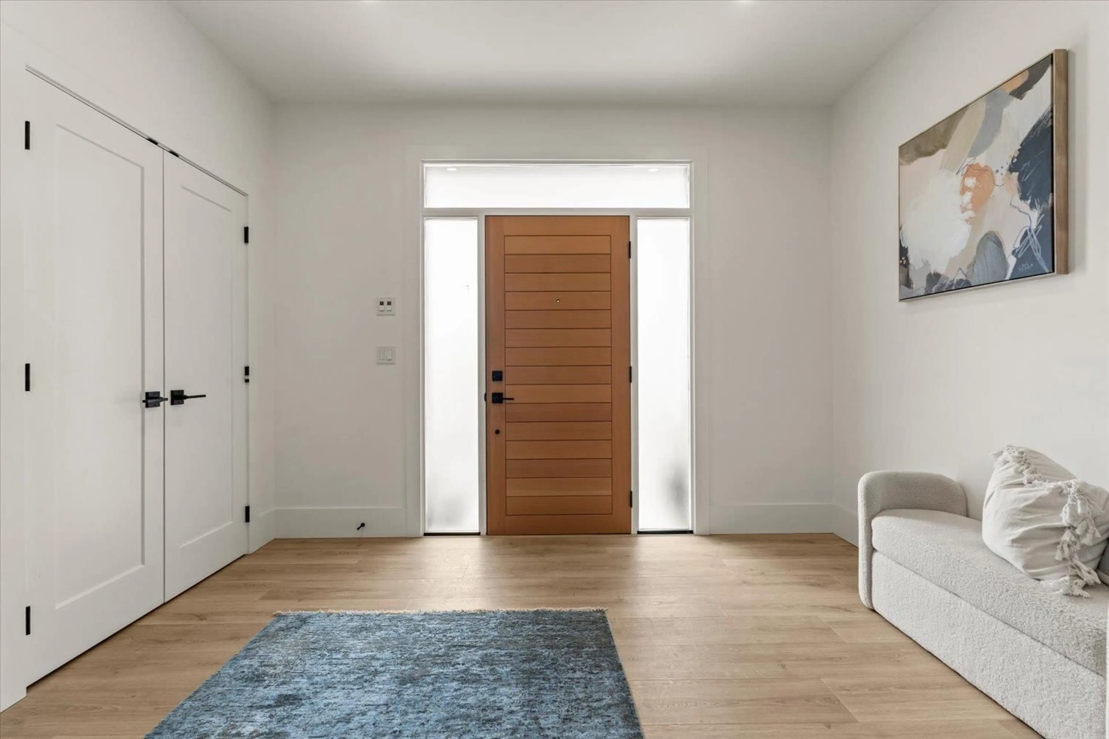 Indoor entryway for 3898 COACHSTONE WAY, Abbotsford British Columbia V2S8G7
