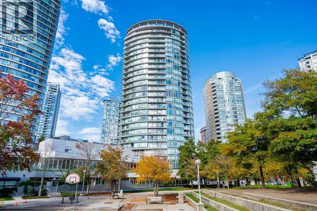 806 - 58 KEEFER PLACE, Vancouver 2