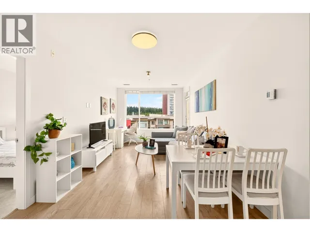 PH7 - 3581 ROSS DRIVE, Vancouver 3