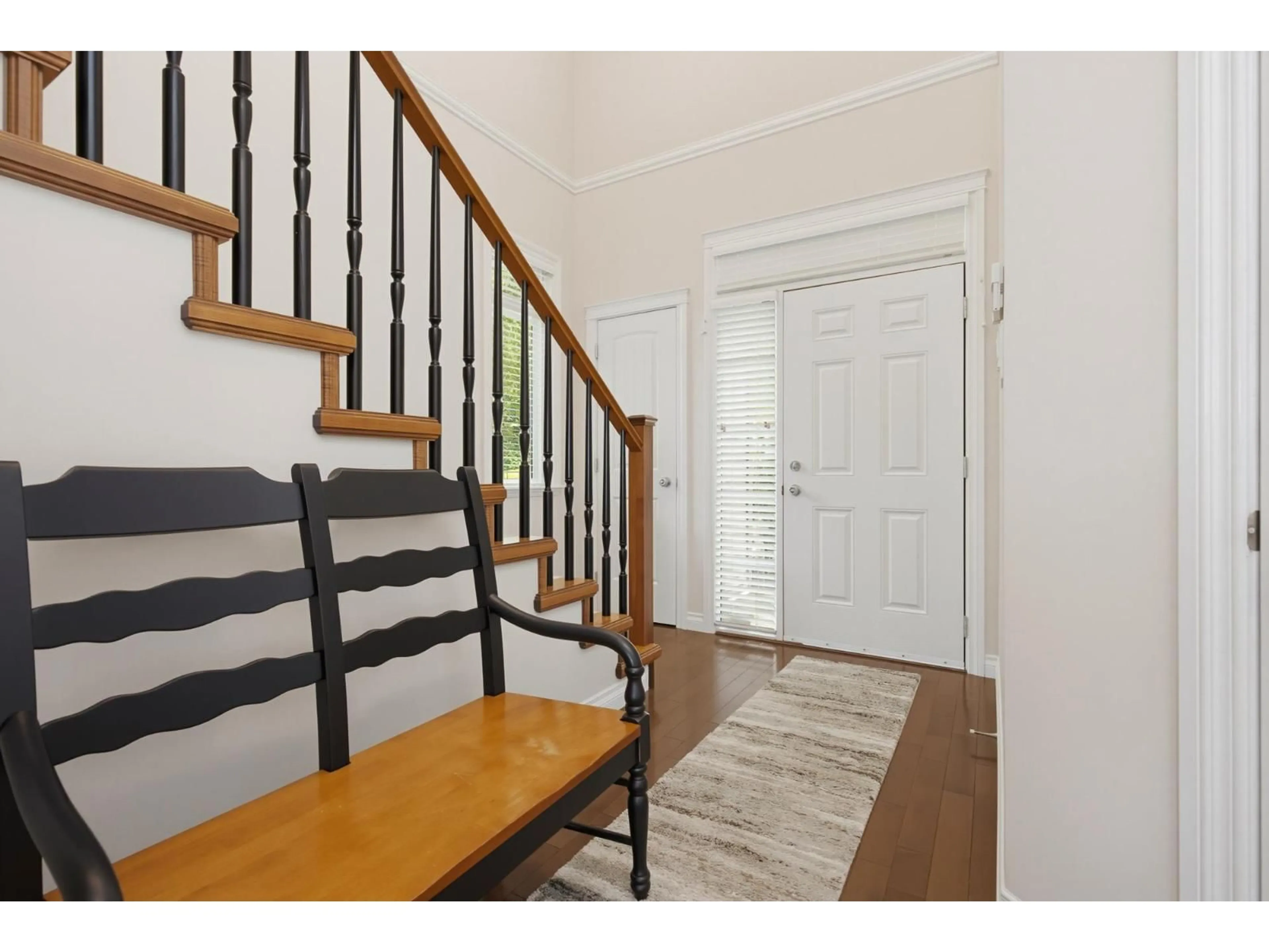 Indoor entryway for 44 - 36260 MCKEE ROAD, Abbotsford British Columbia V3G0A9