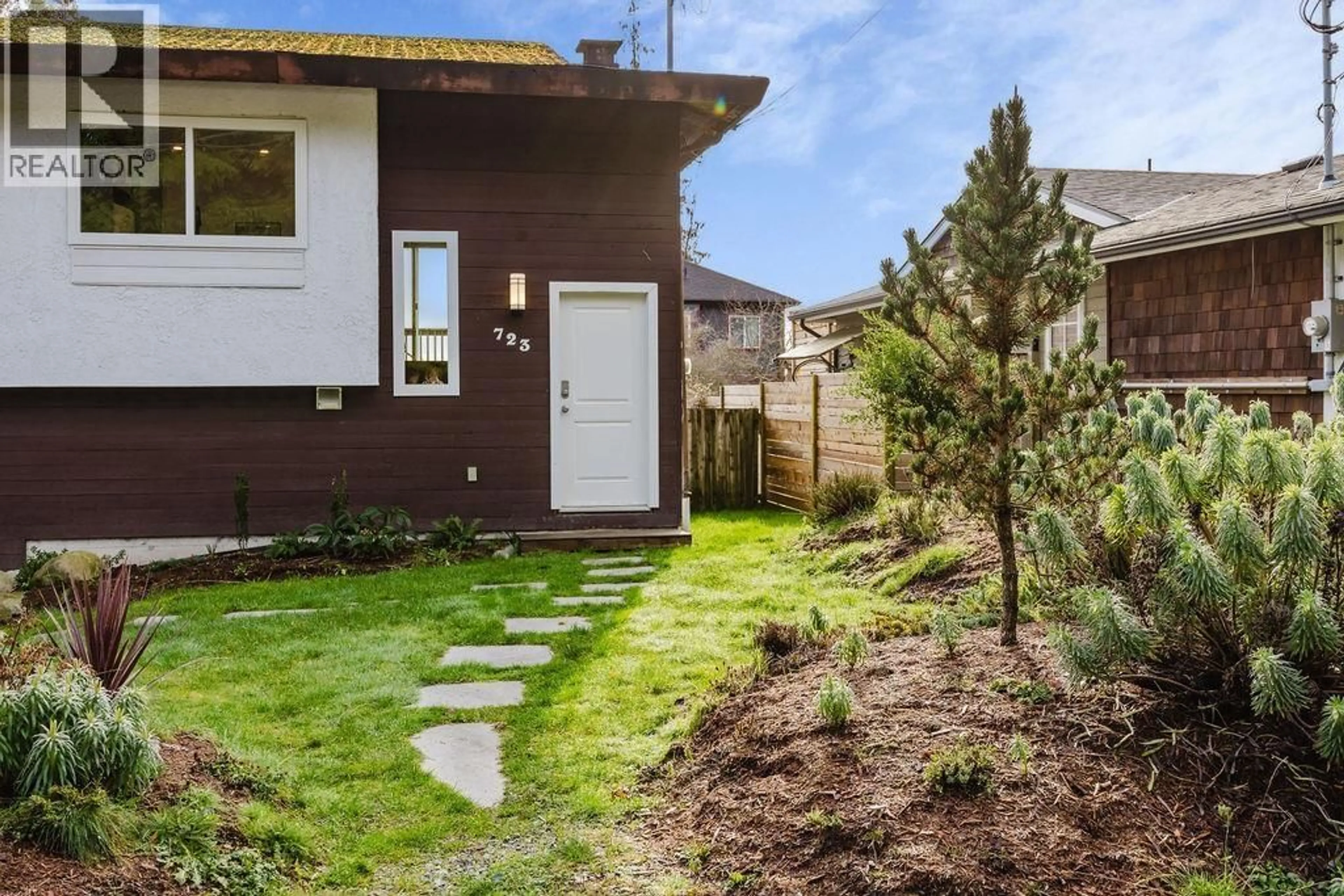 Unknown for 723 TRICKLEBROOK WAY, Gibsons British Columbia V0N1V9
