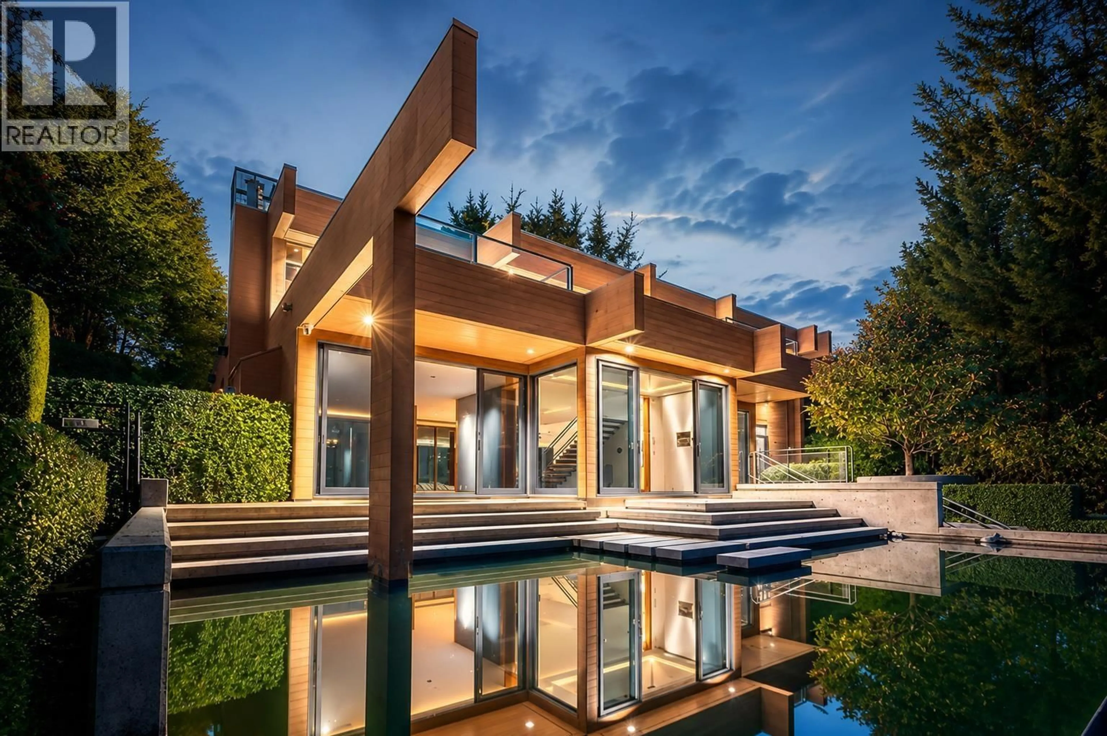 Unknown for 687 BEACHVIEW DRIVE, North Vancouver British Columbia V7G1P8