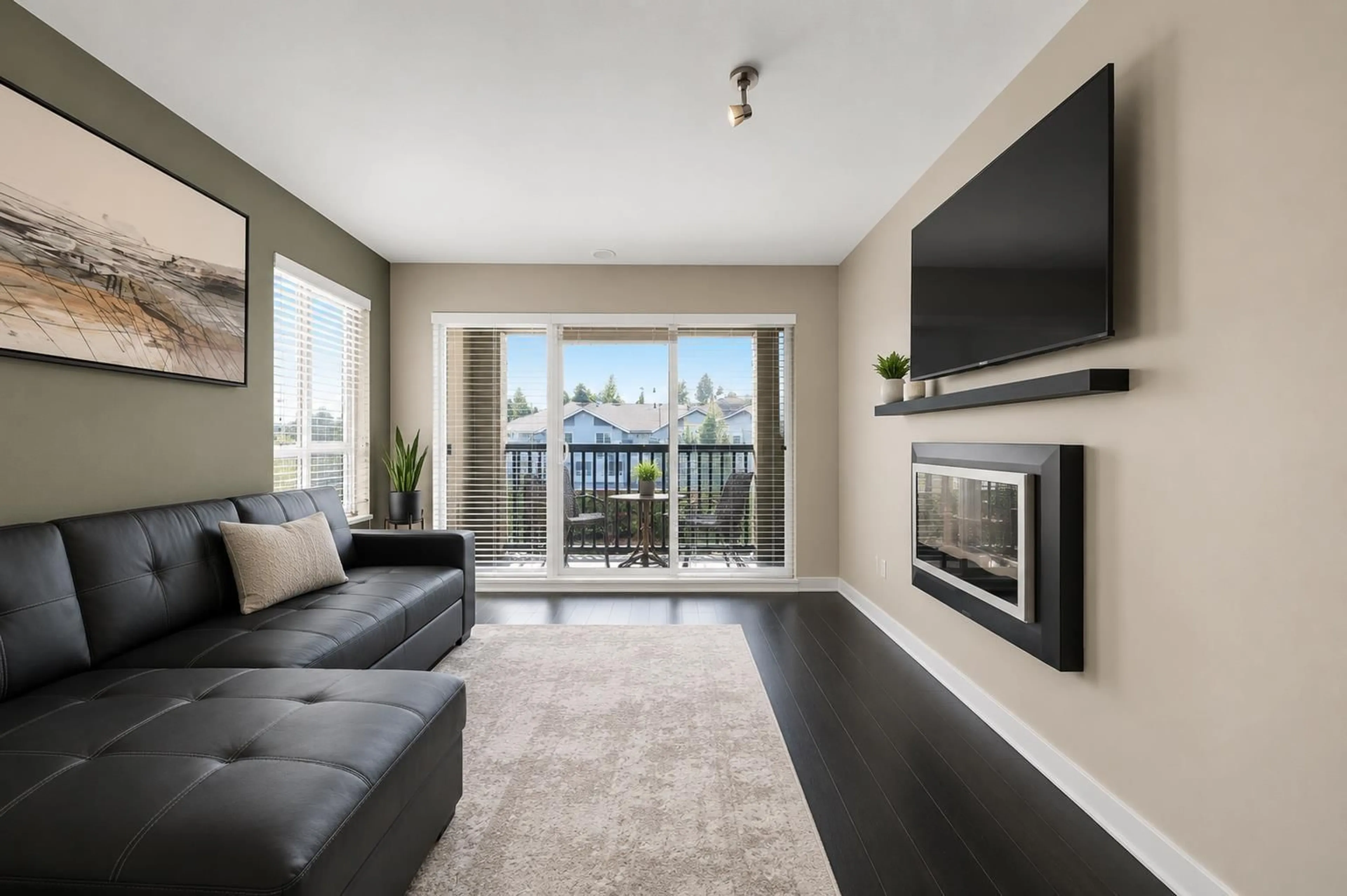 Living room with furniture, unknown for 324 - 21009 56 AVENUE, Langley British Columbia V3A0C9