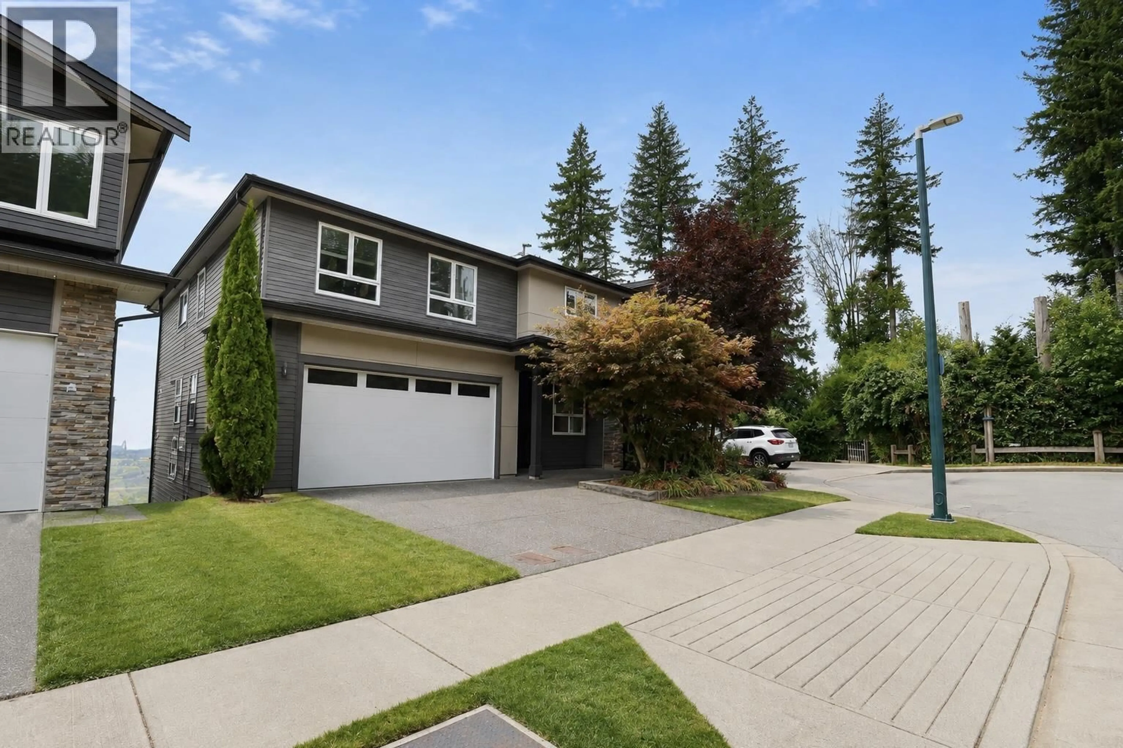 Home with vinyl exterior material, street for 3534 ARCHWORTH AVENUE, Coquitlam British Columbia V3E0L6
