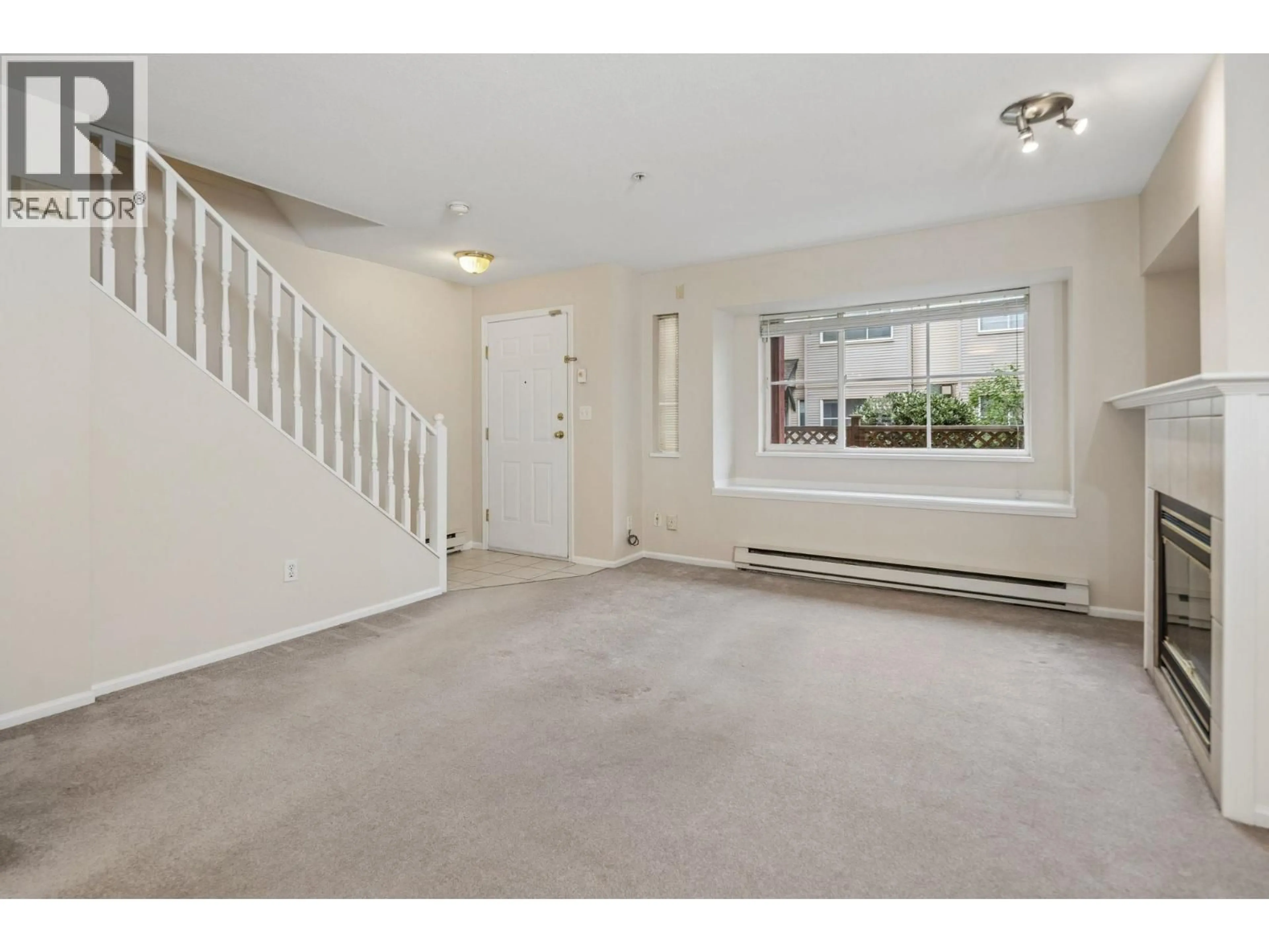 A pic of a room for 29 - 12449 191 STREET, Pitt Meadows British Columbia V3Y2R4