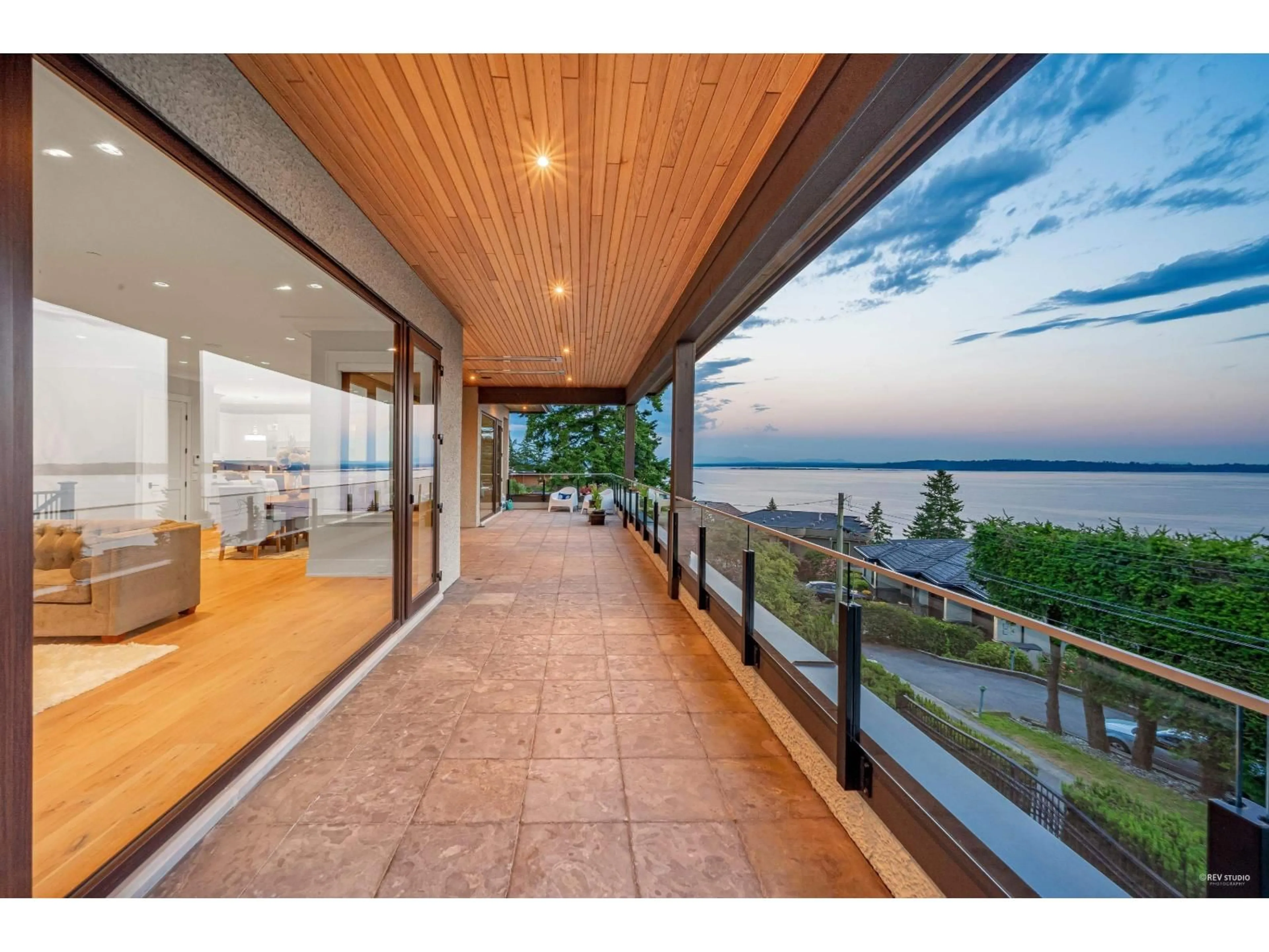 Unknown for 14439 SUNSET LANE, White Rock British Columbia V4B5J7