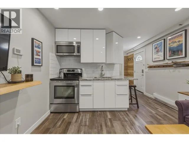 3 - 2231 SAPPORO DRIVE, Whistler 2