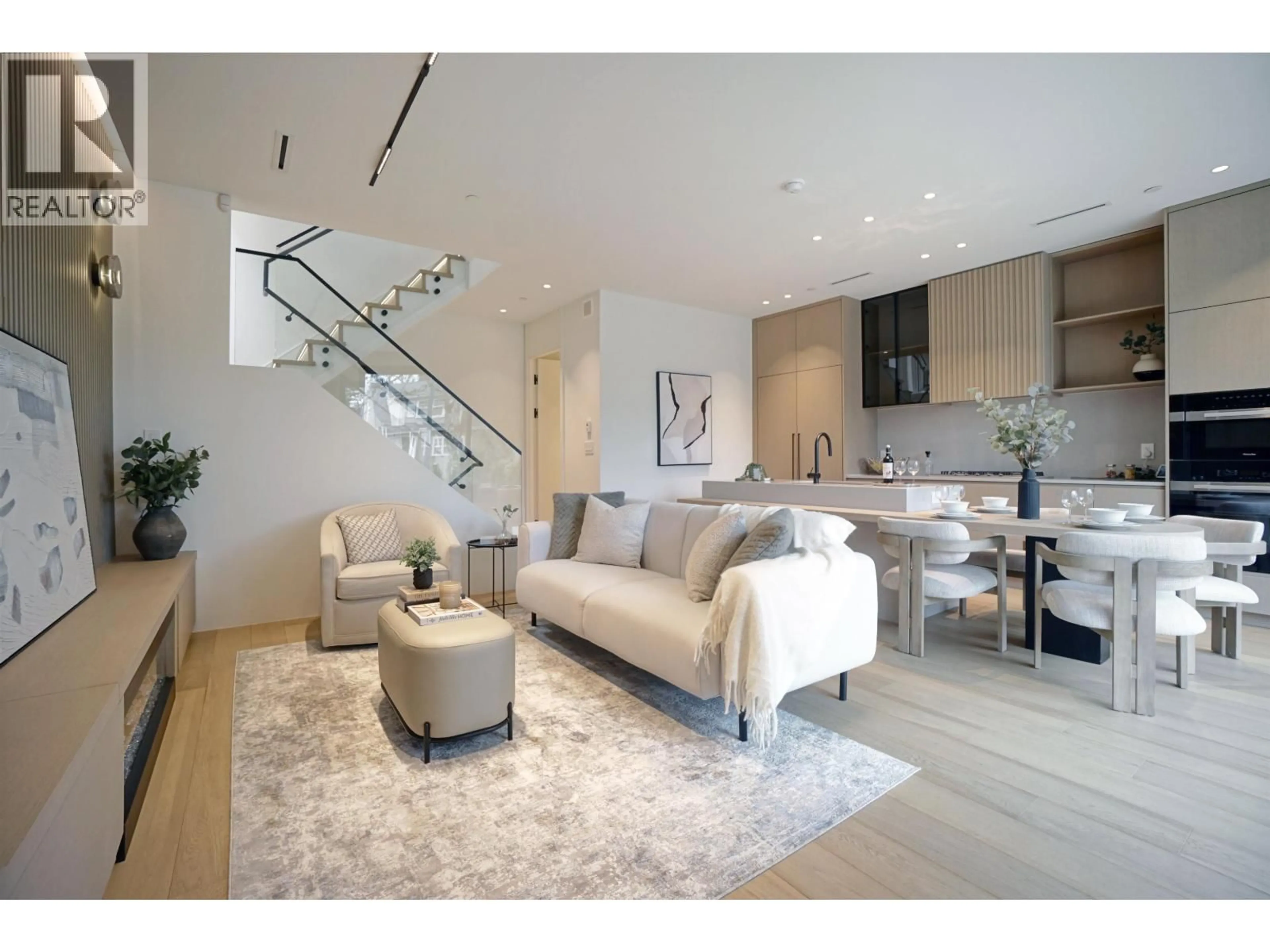Living room with furniture, unknown for 1 - 4634 15TH AVENUE, Vancouver British Columbia V6R3B6