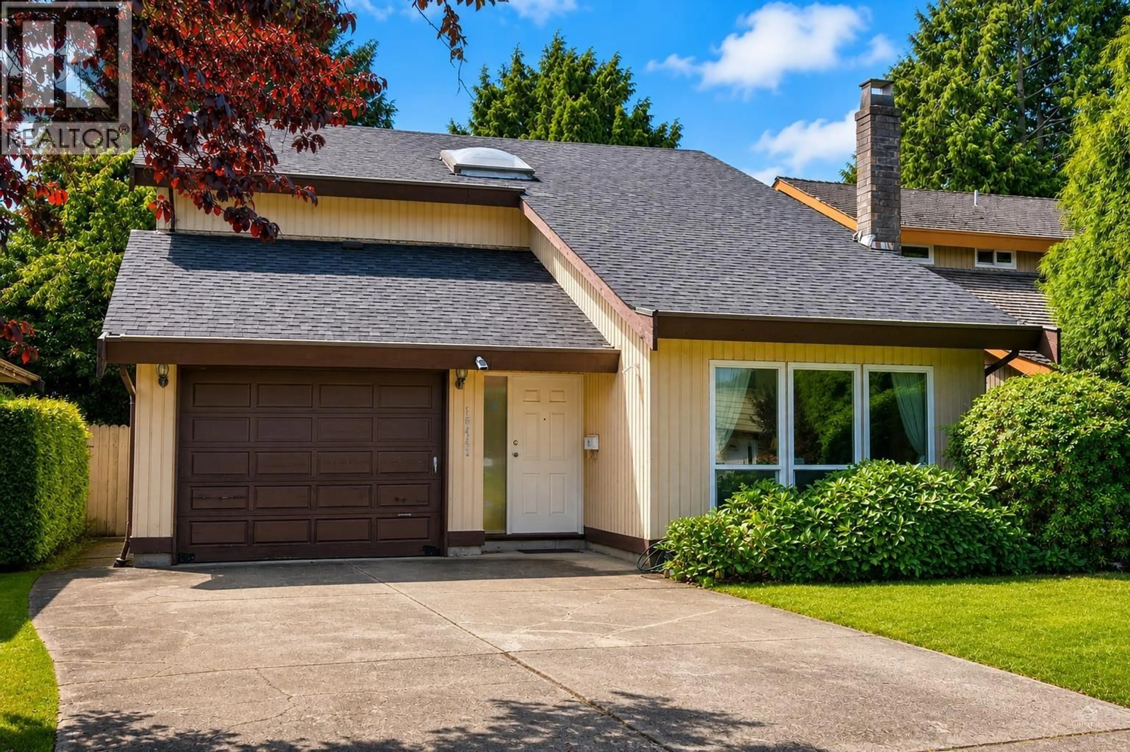 Home with vinyl exterior material, street for 10441 HOLLYBANK DRIVE, Richmond British Columbia V7E4S4