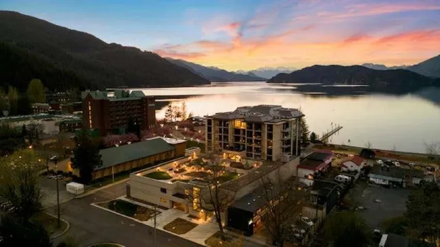 504 - 120 ESPLANADE AVENUE, Harrison Hot Springs