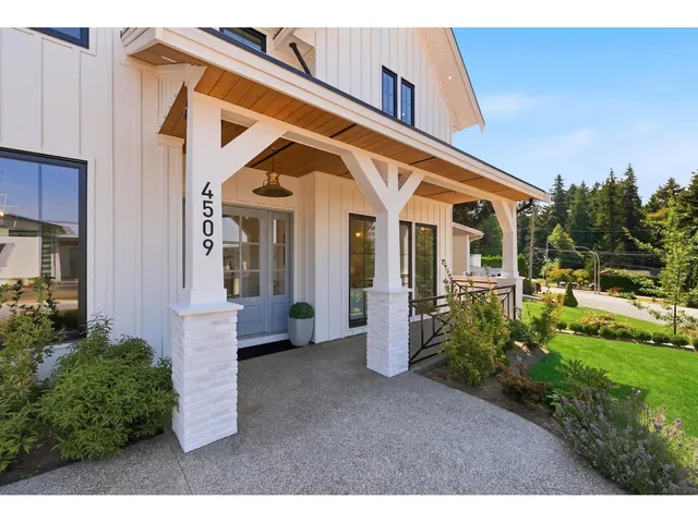 4509 SOUTHRIDGE CRESCENT, Langley 2