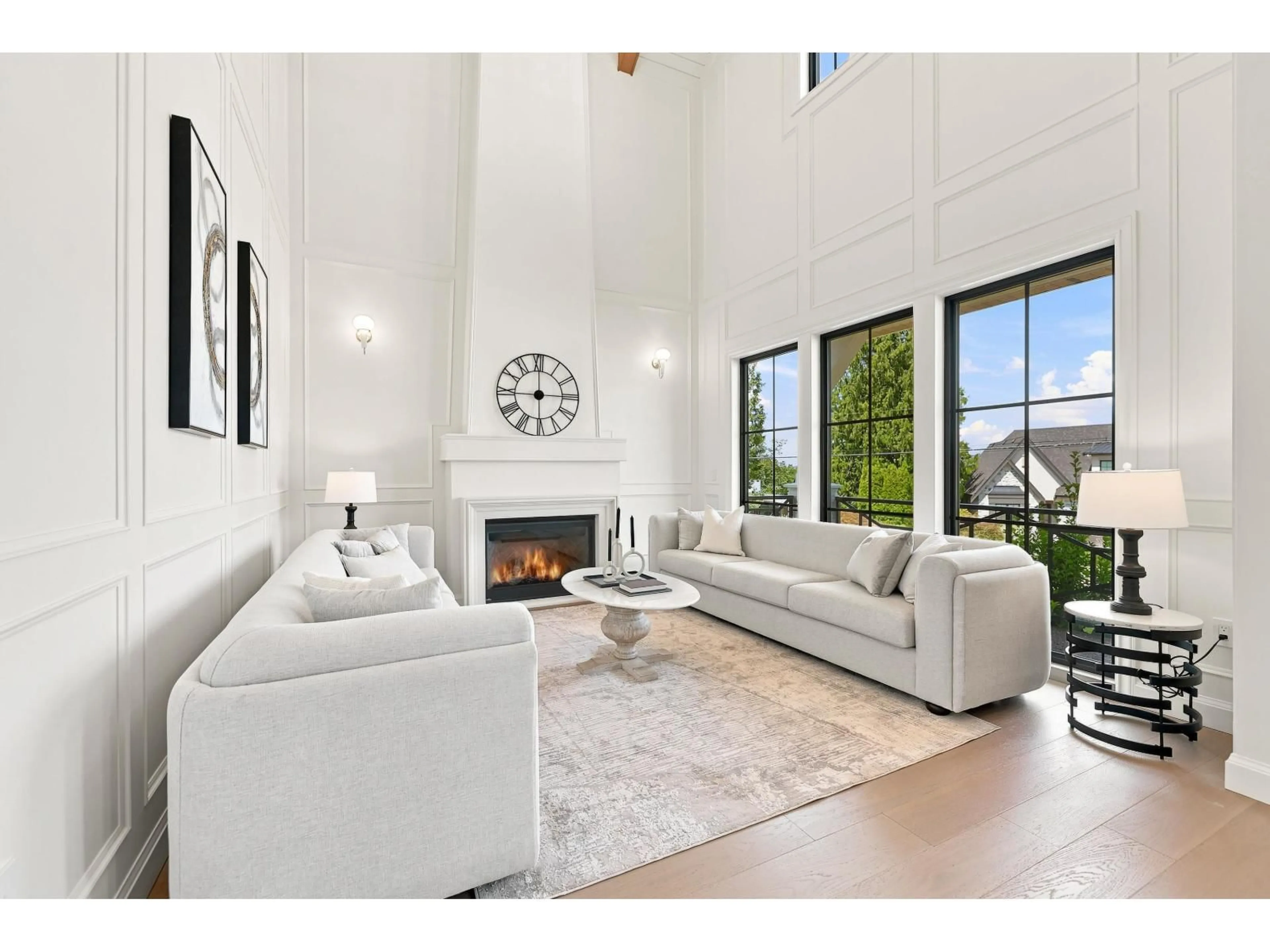 Living room with furniture, unknown for 4509 SOUTHRIDGE CRESCENT, Langley British Columbia V3A4N7