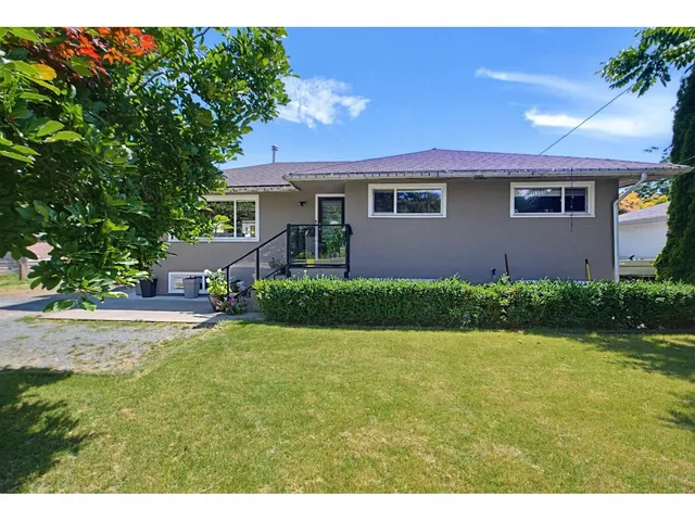 45780 BERKELEY AVENUE, Chilliwack 2