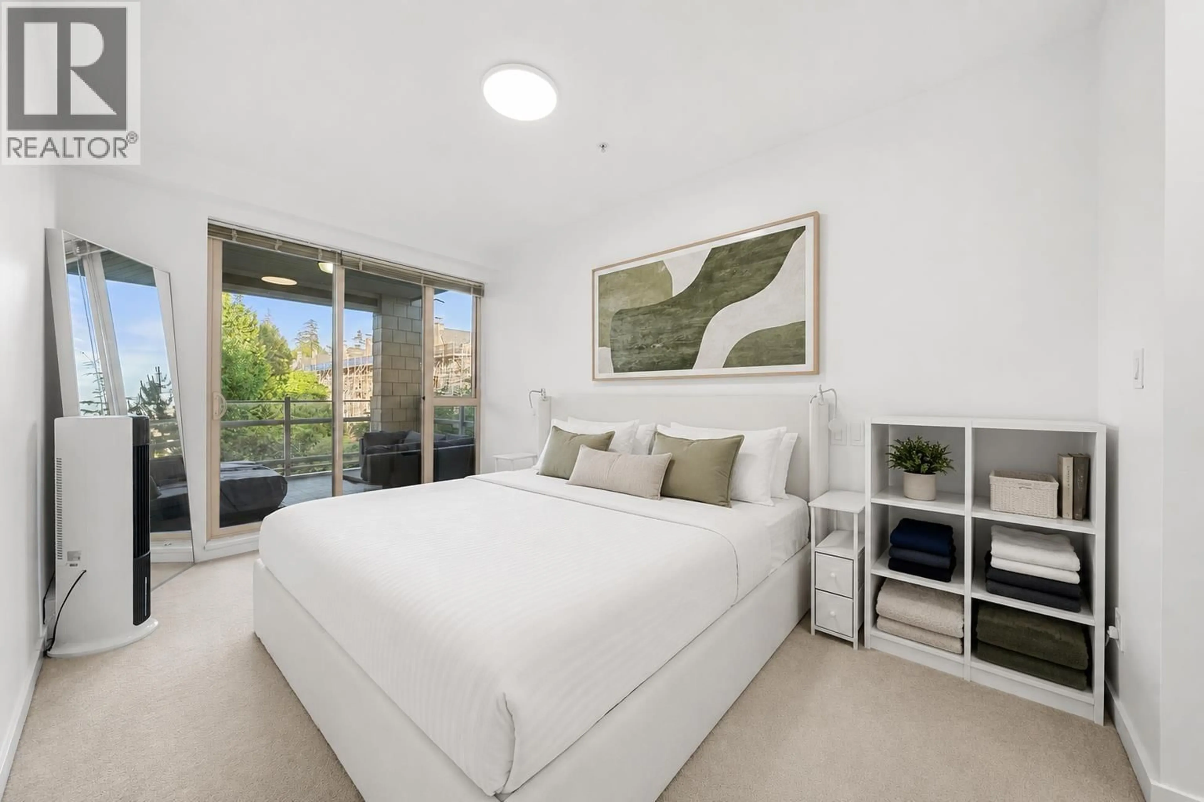 Bedroom with bed, unknown for 317 - 530 RAVEN WOODS DRIVE, North Vancouver British Columbia V7G2T5