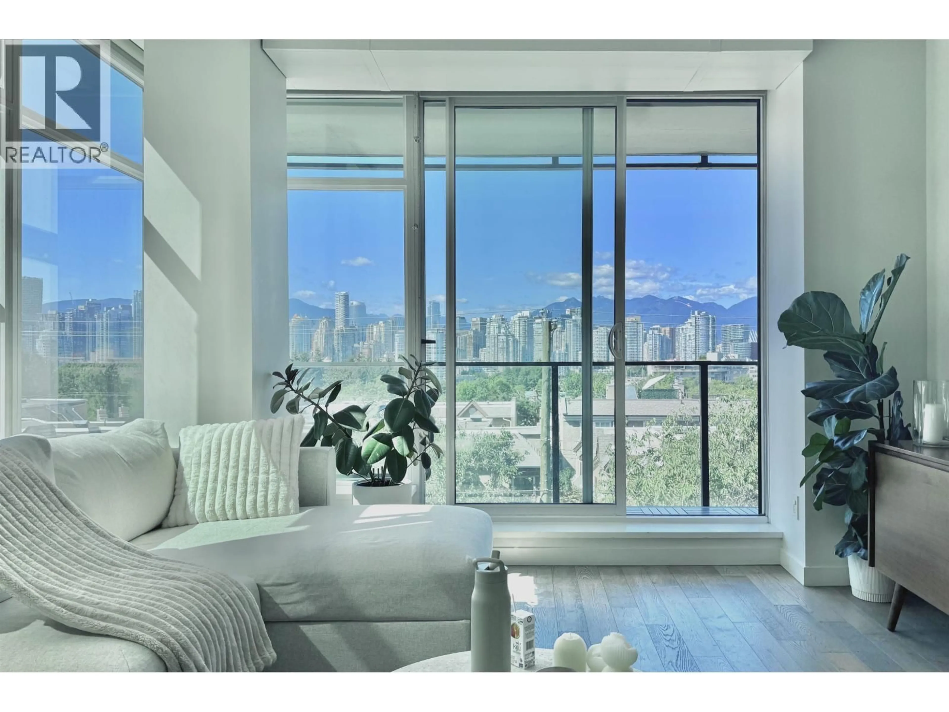 Living room with furniture, unknown for 503 - 2411 HEATHER STREET, Vancouver British Columbia V5Z0B7