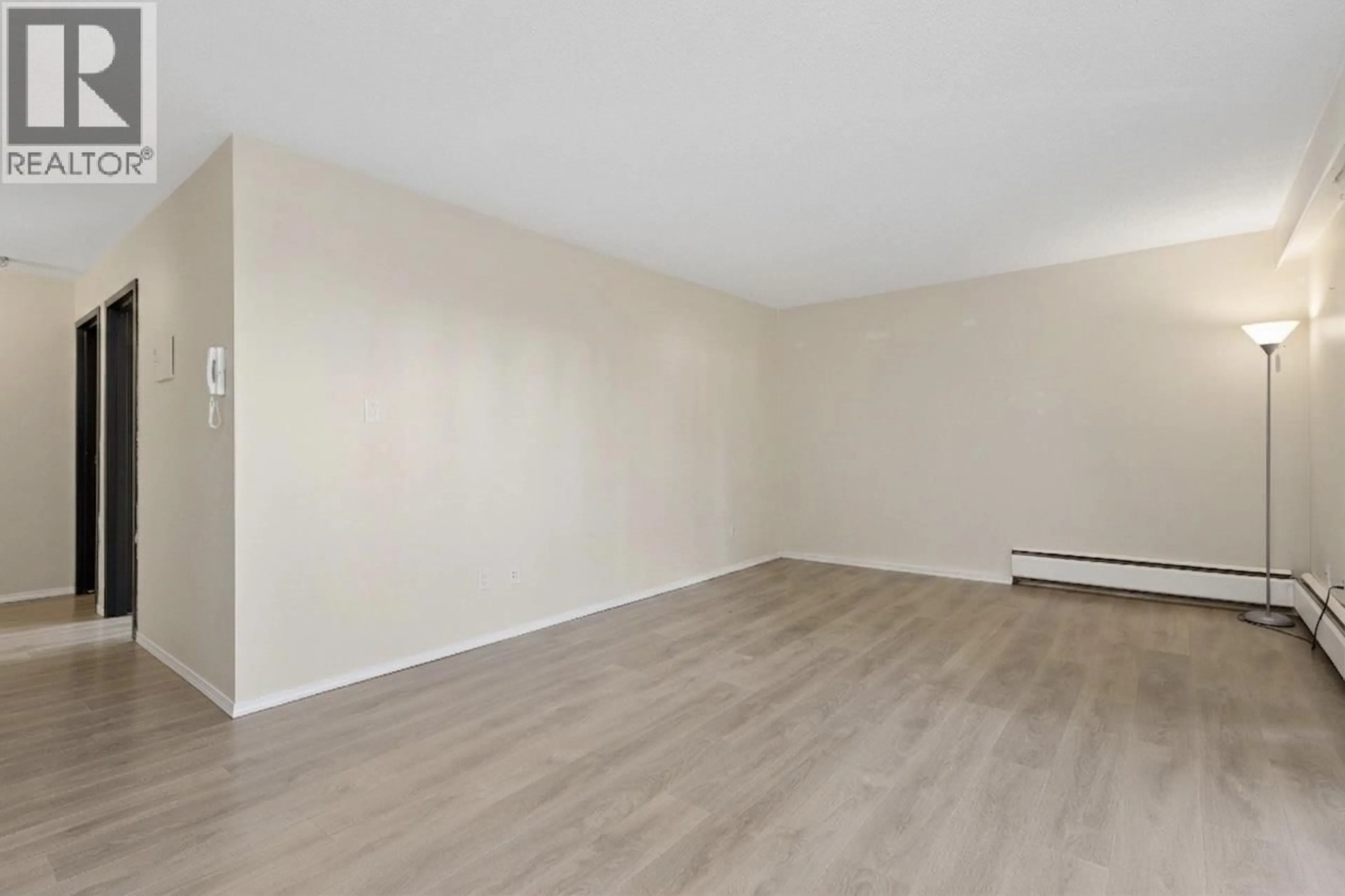 A pic of a room for 112 - 2222 CAMBRIDGE STREET, Vancouver British Columbia V5L1E6