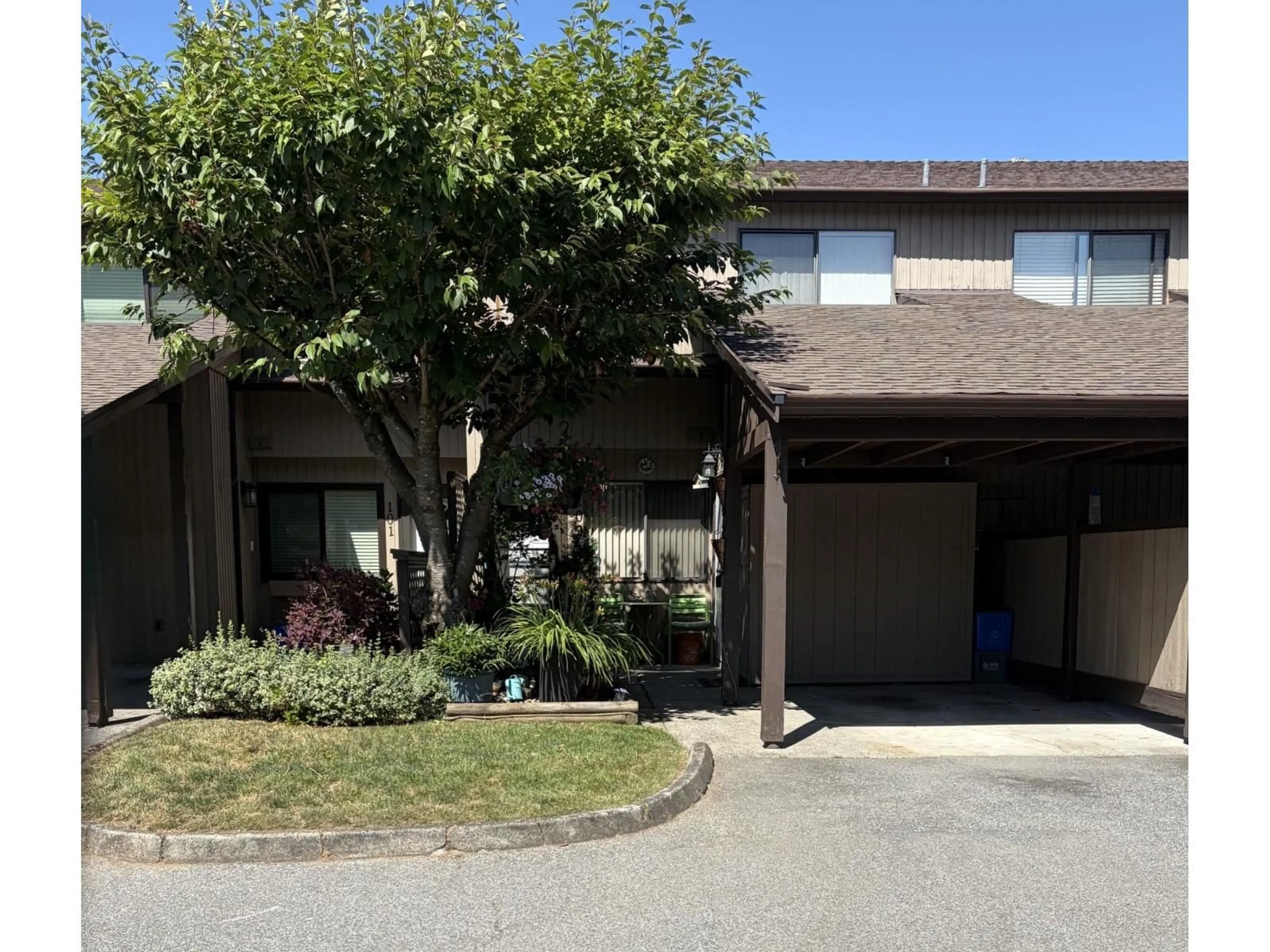 Unknown for 102 - 27044 32 AVENUE, Langley British Columbia V4W3T1