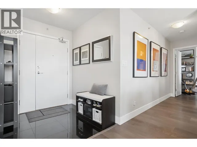 2201 - 918 COOPERAGE WAY, Vancouver 4