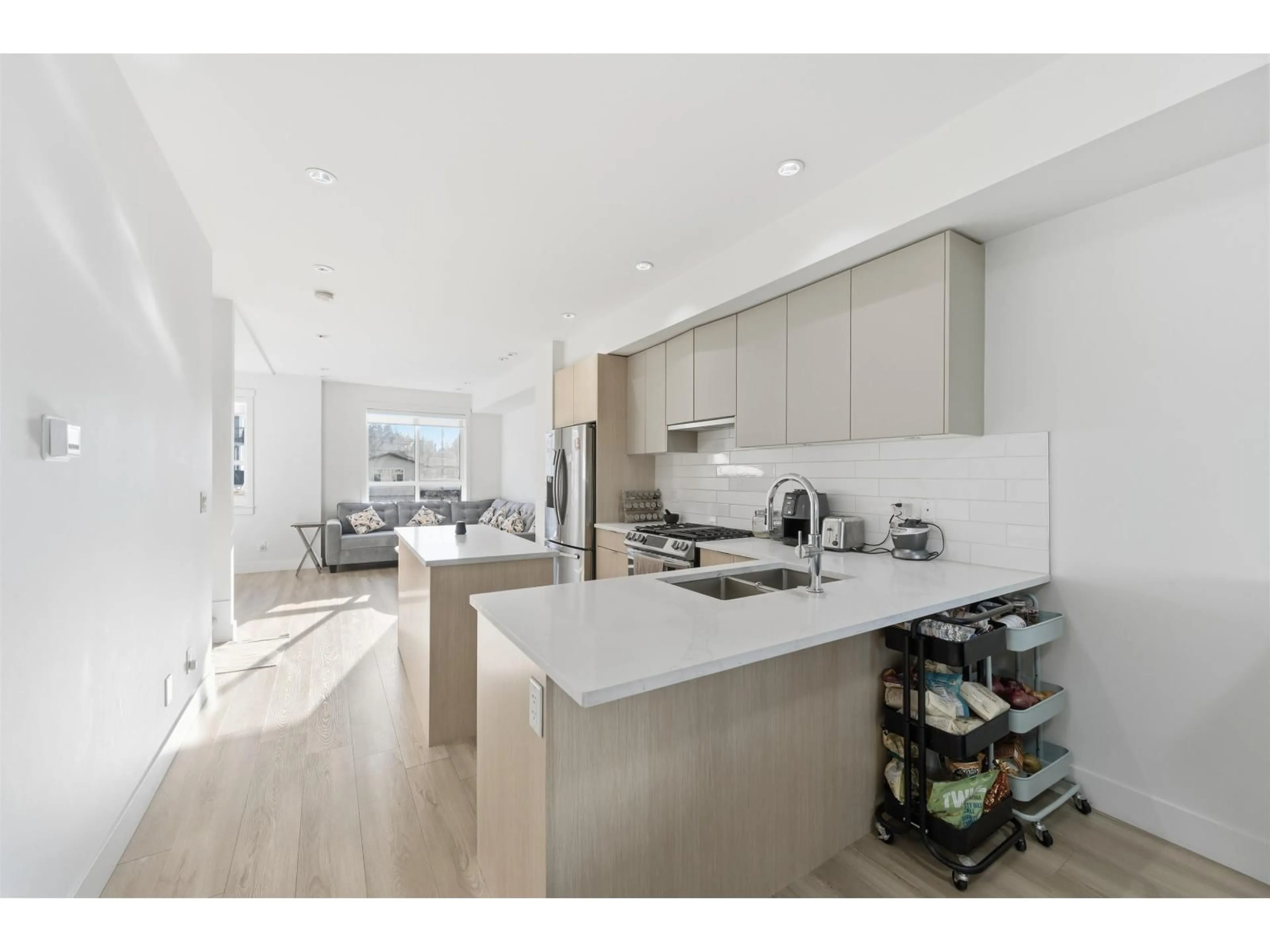 Open concept kitchen, unknown for 24 - 11556 72A AVENUE, Delta British Columbia V4C1A9