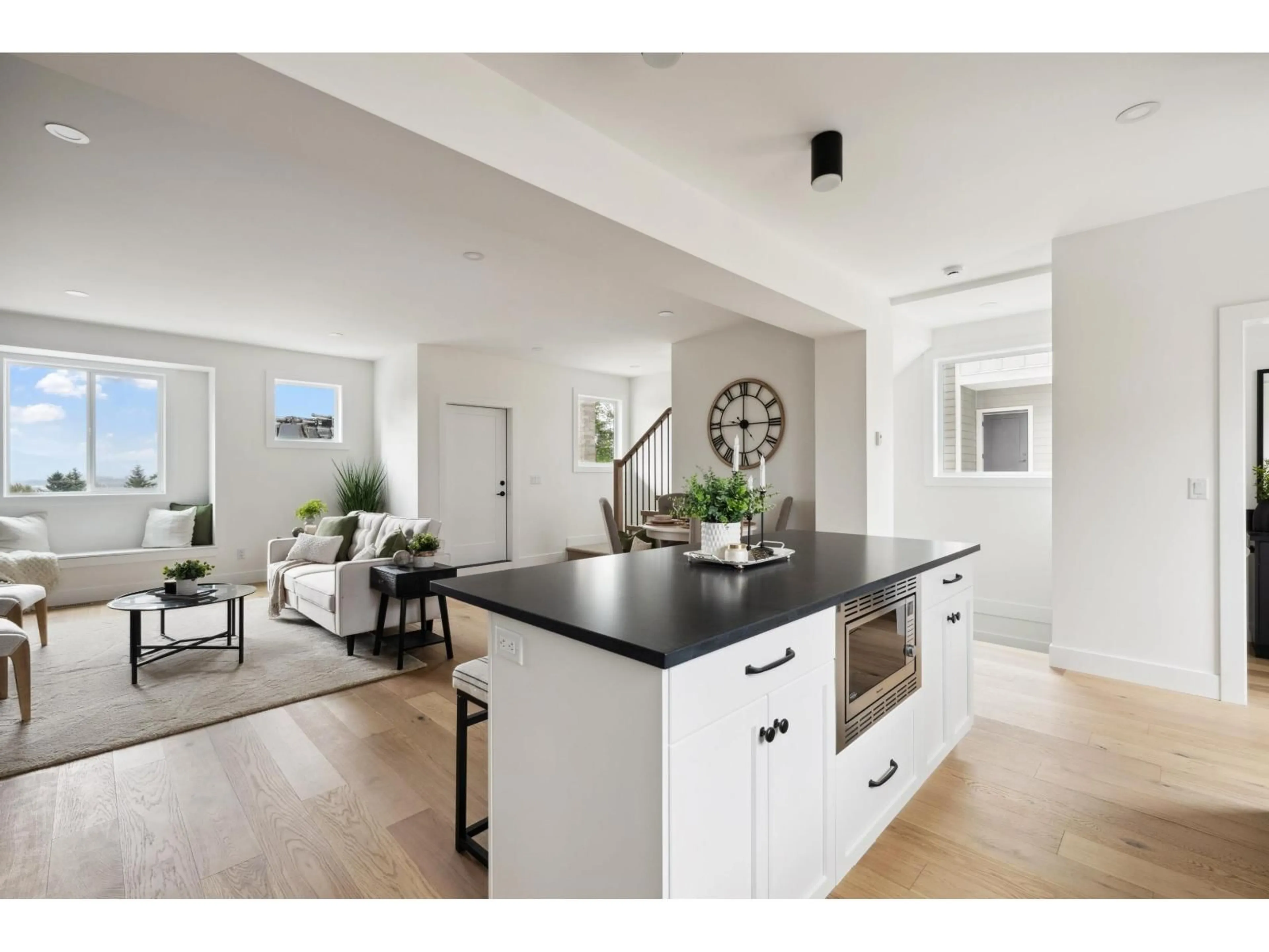 Open concept kitchen, unknown for 2473 BECK ROAD, Abbotsford British Columbia V2S4S3