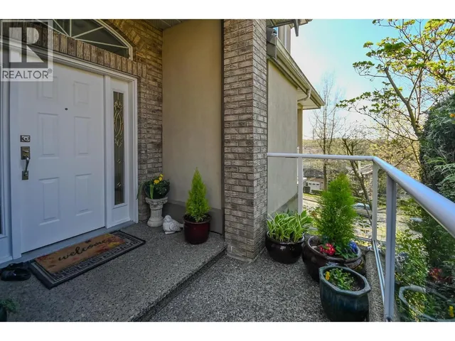 2 - 915 FORT FRASER RISE, Port Coquitlam 2