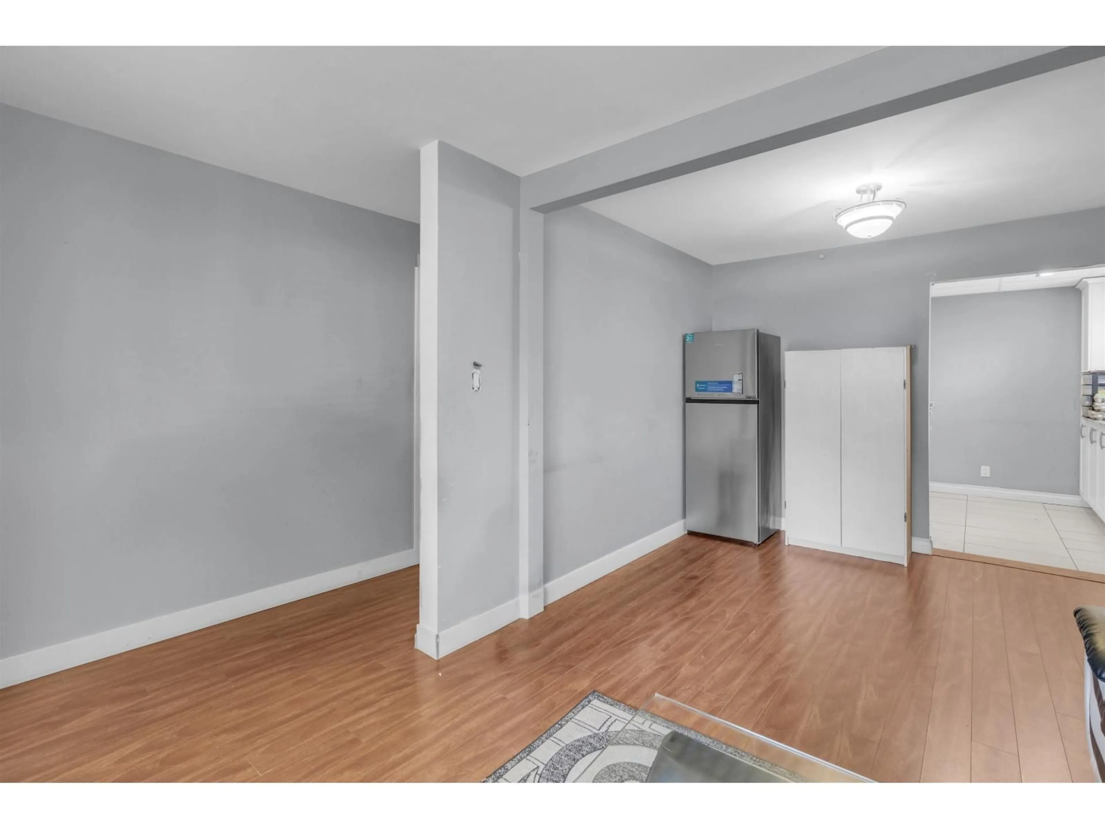 A pic of a room for 14115 110 AVENUE, Surrey British Columbia V3R1Z3