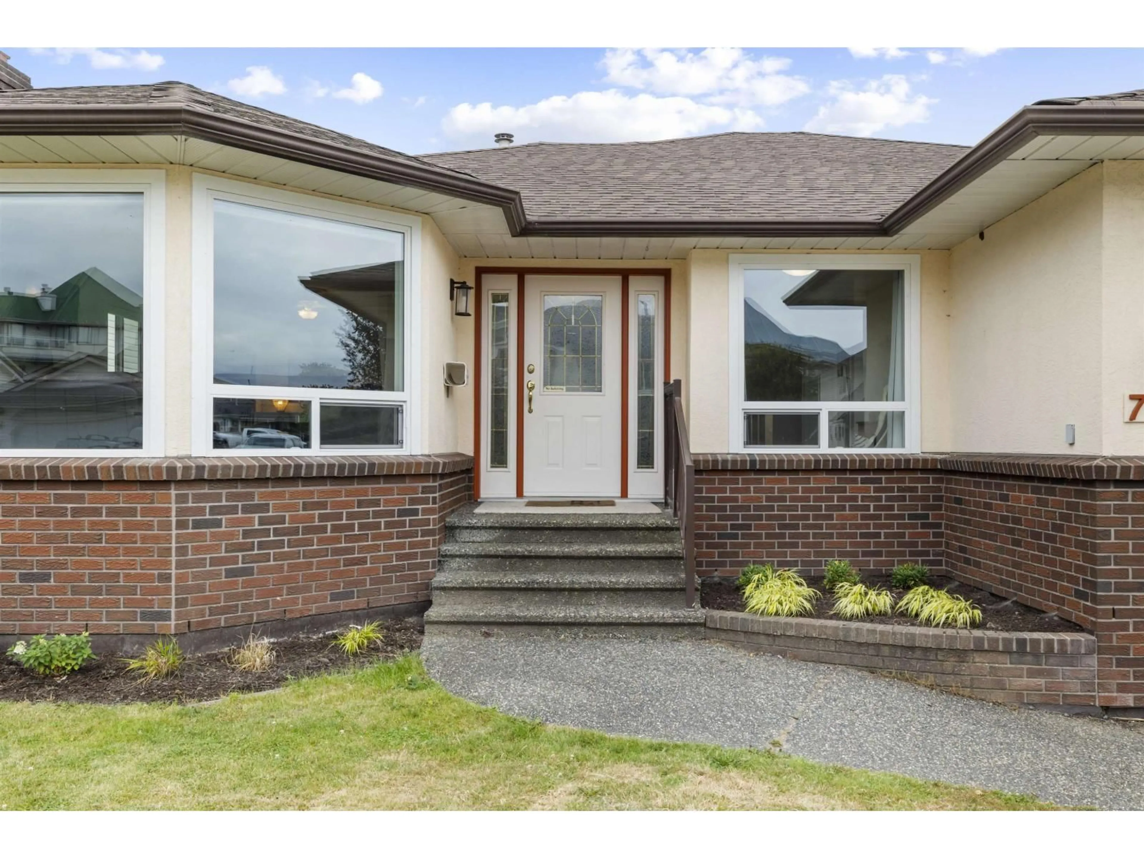 Home with brick exterior material, street for 7601 SAPPHIRE DRIVE, Chilliwack British Columbia V2R3A7