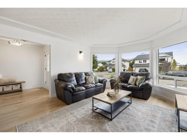 7601 SAPPHIRE DRIVE, Chilliwack 5