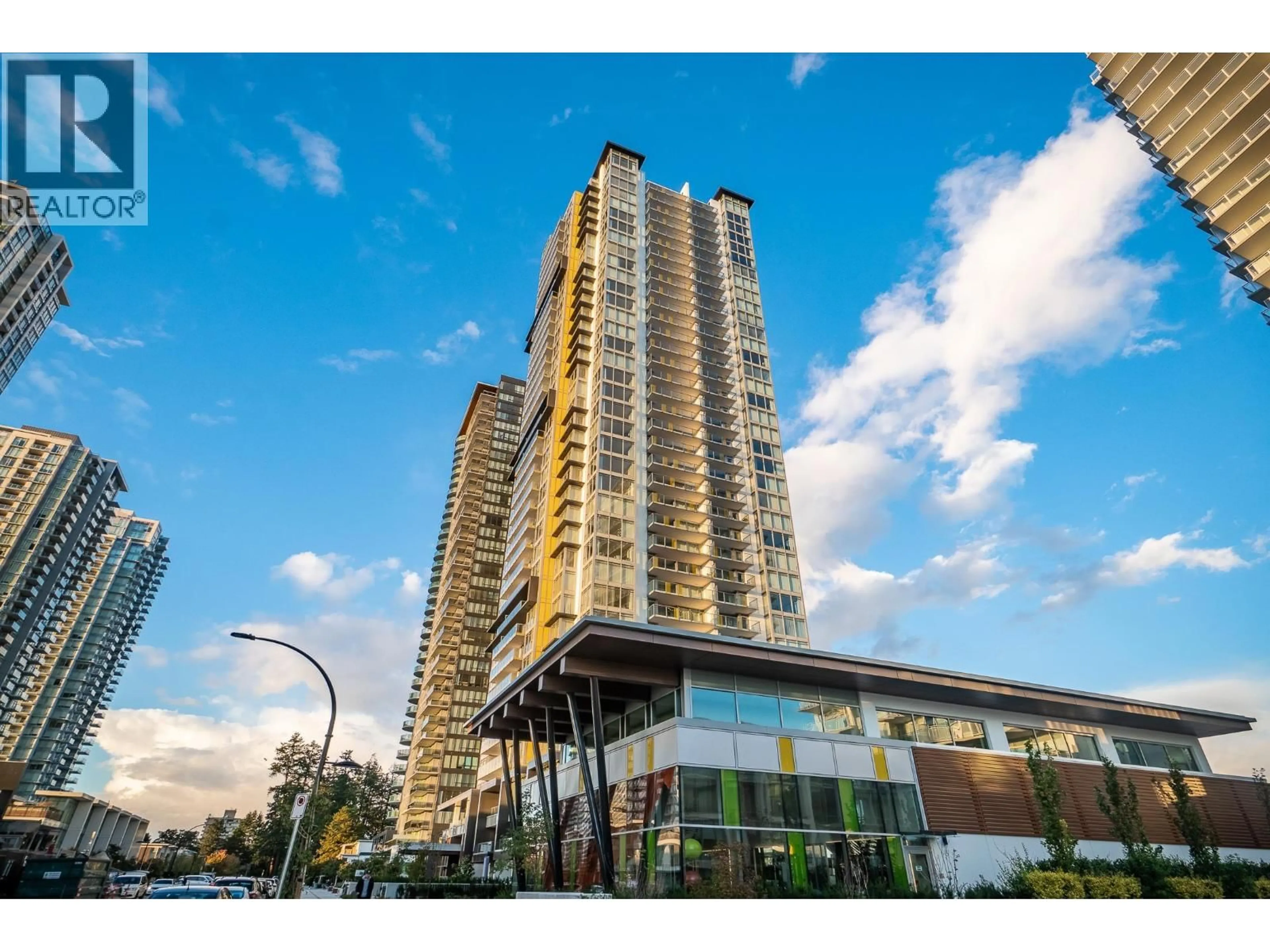 Indoor foyer for 1607 - 6700 DUNBLANE AVENUE, Burnaby British Columbia V5H0J3