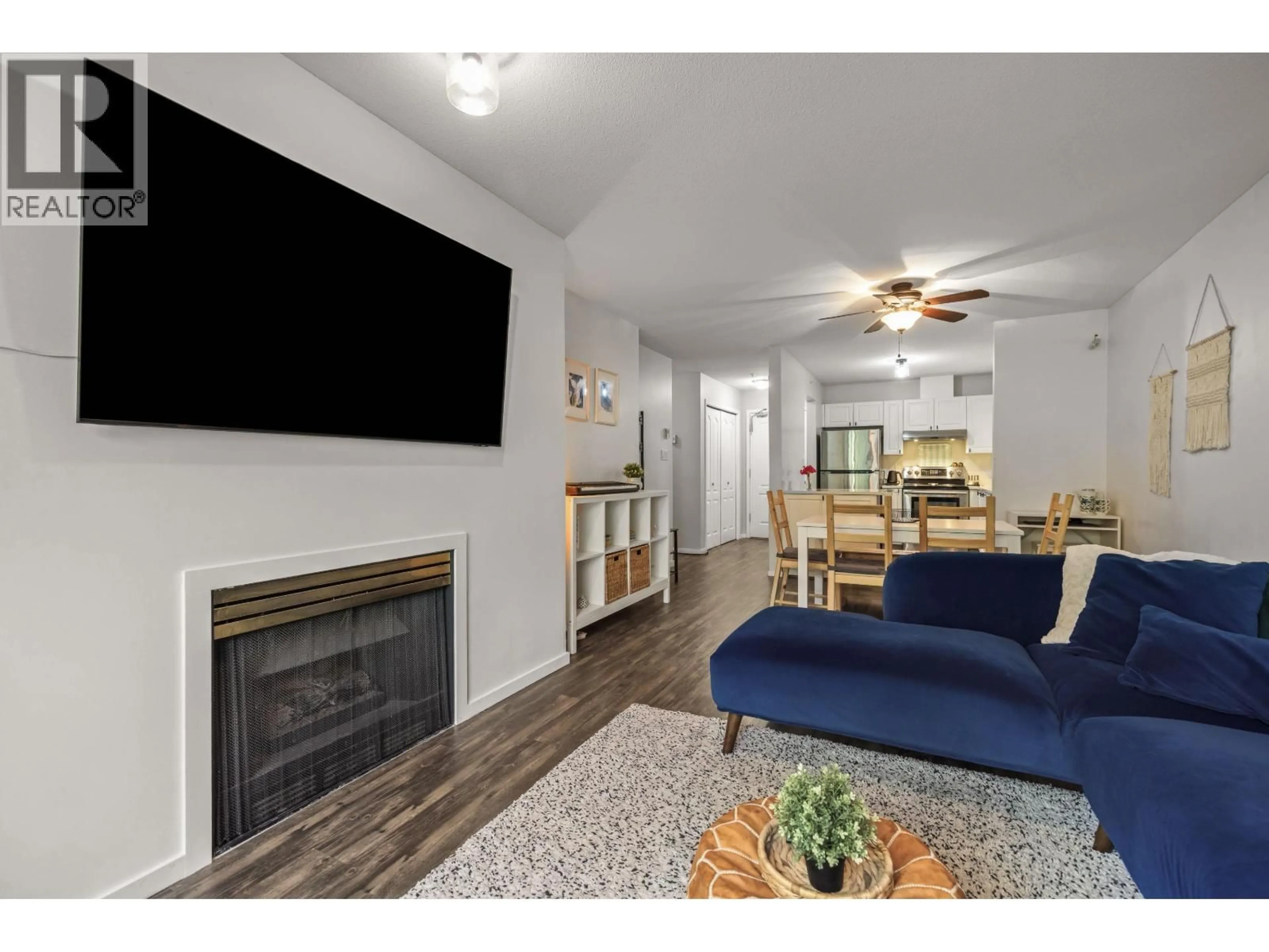 Living room with furniture, unknown for 208 - 2551 PARKVIEW LANE, Port Coquitlam British Columbia V3C6J8