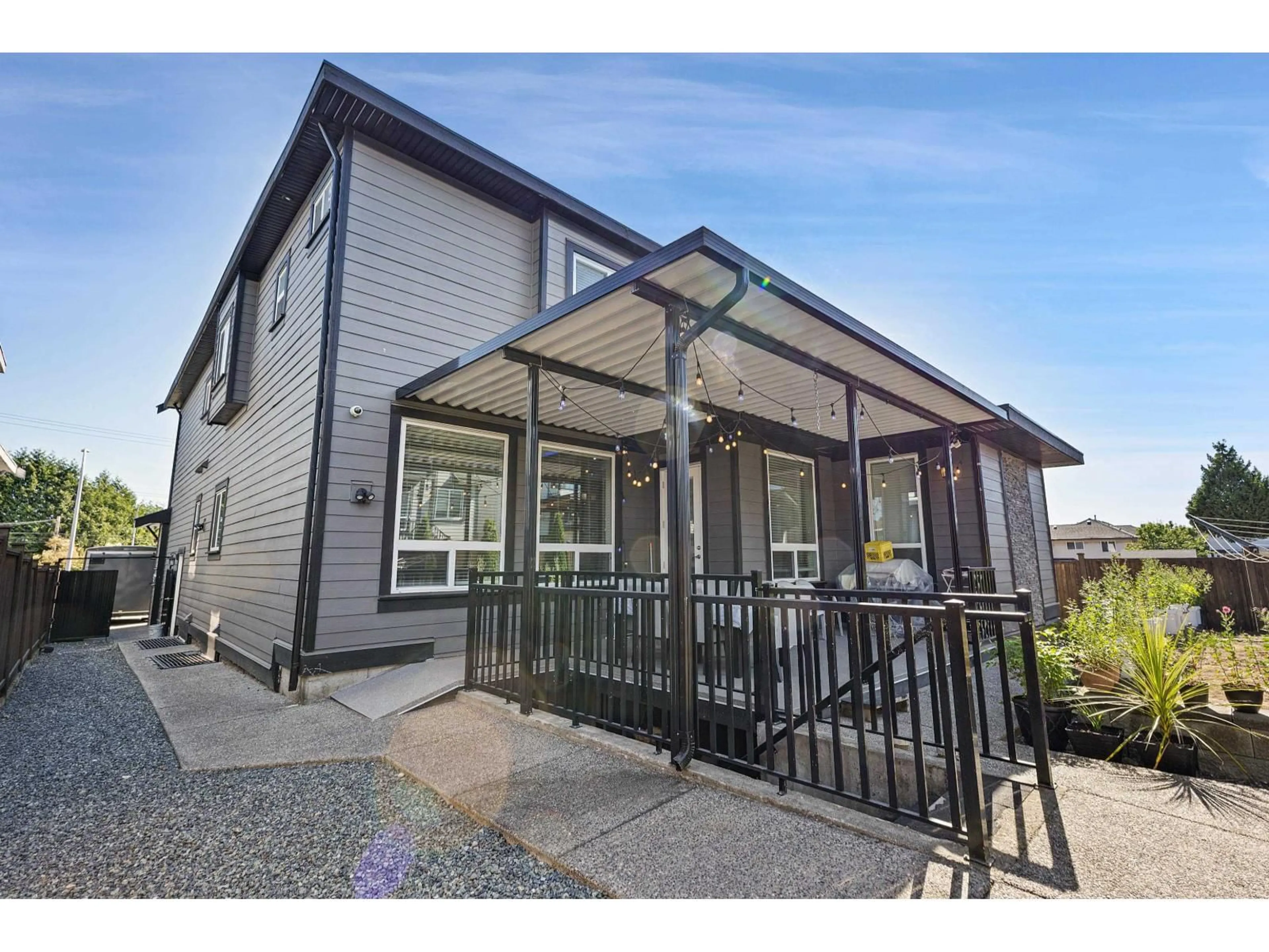 Unknown for 18585 56 AVENUE, Surrey British Columbia V3S9E5