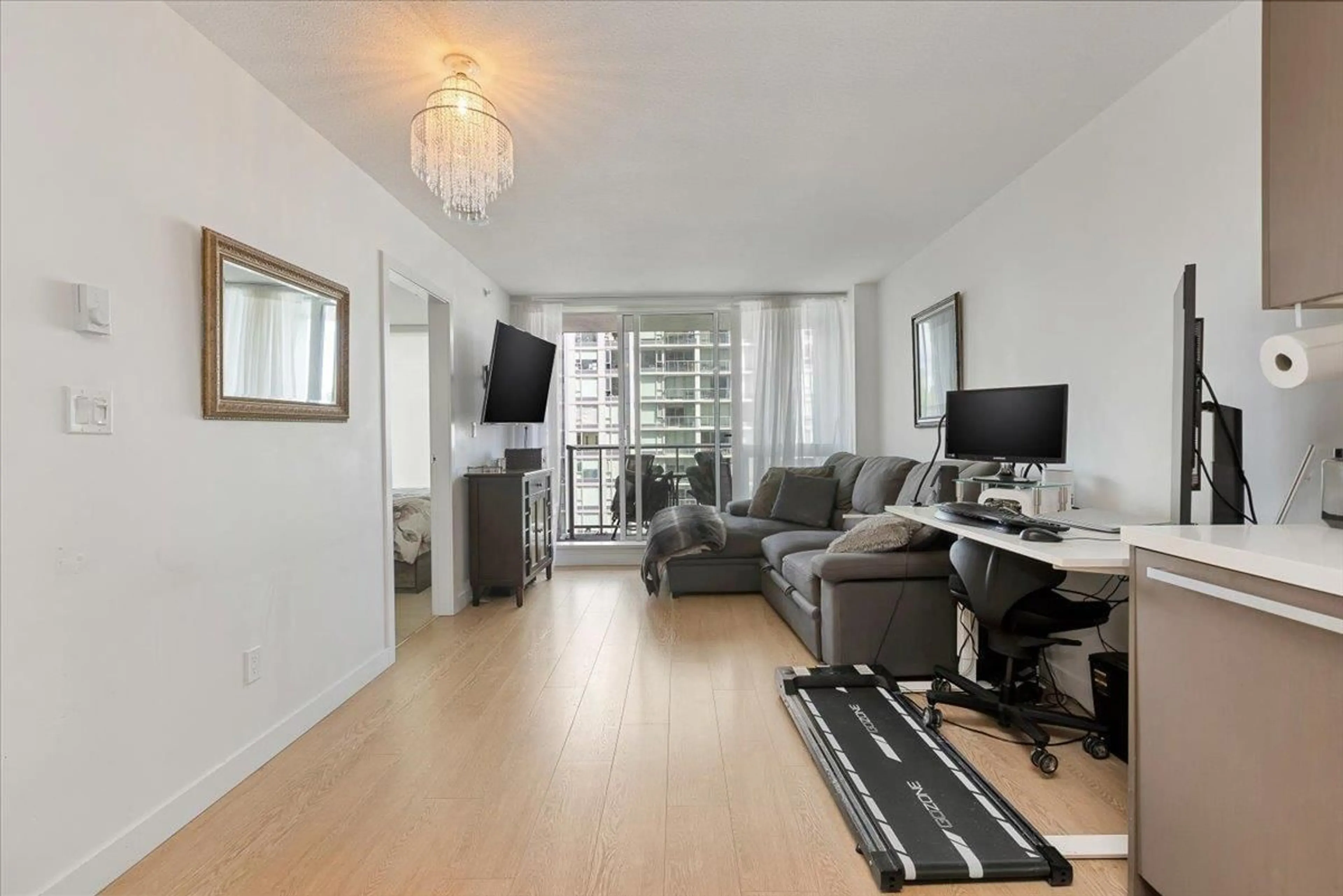 Living room with furniture, unknown for 1015 - 13696 100 AVENUE, Surrey British Columbia V3T0L5