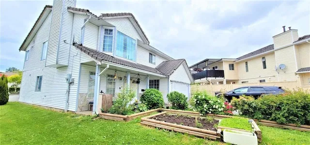 13310 88A AVENUE, Surrey 2