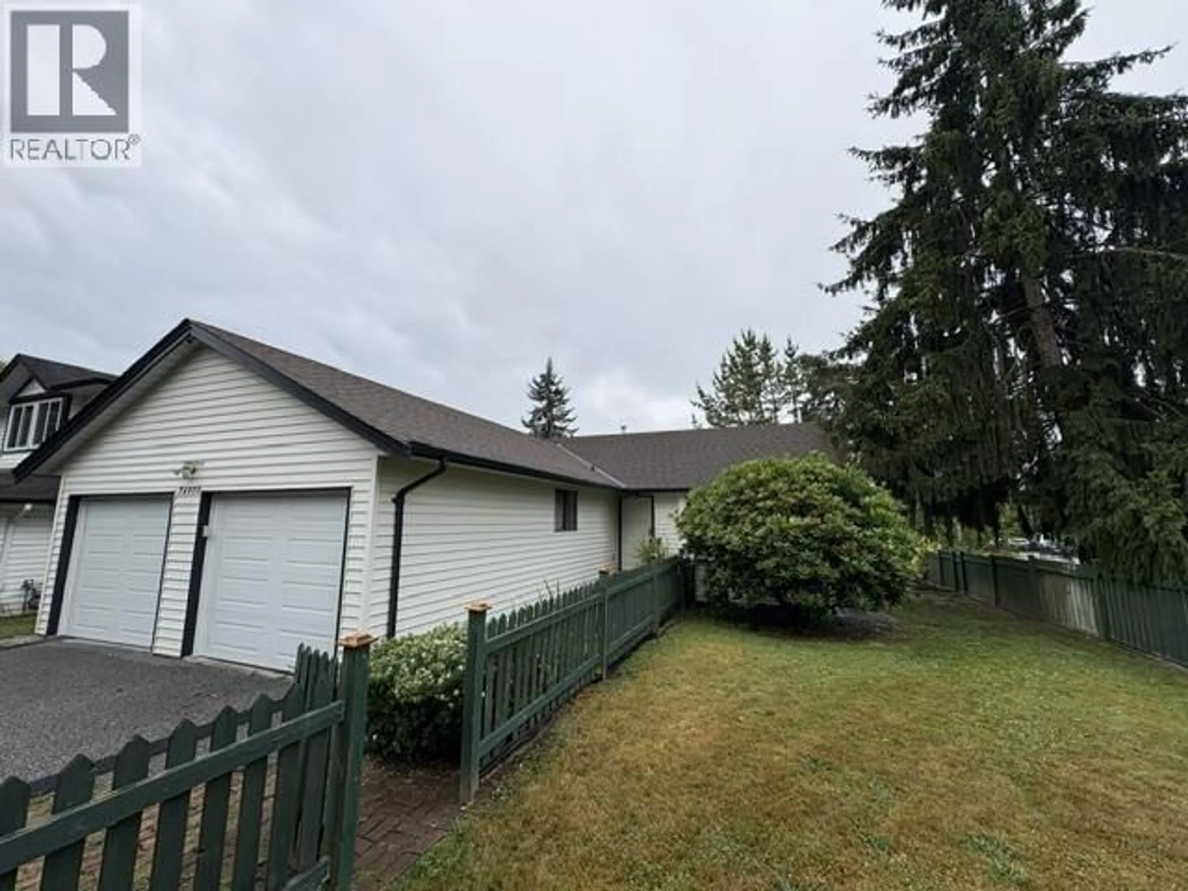 A pic from outside/outdoor area/front of a property/back of a property/a pic from drone, unknown for 24808 119 AVENUE, Maple Ridge British Columbia V4R1Z1