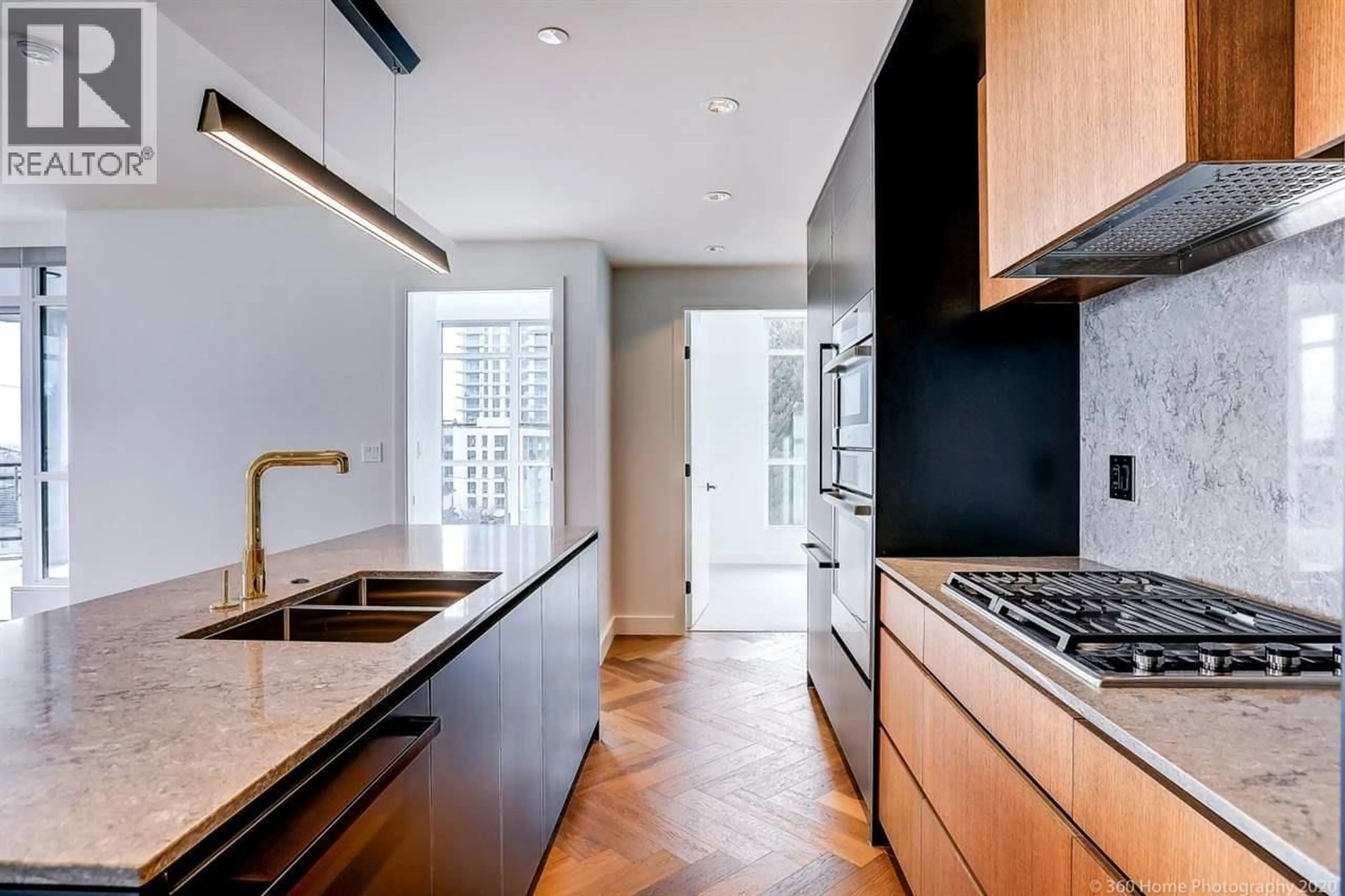 Contemporary kitchen, unknown for 204 - 458 63RD AVENUE, Vancouver British Columbia V5X2J4