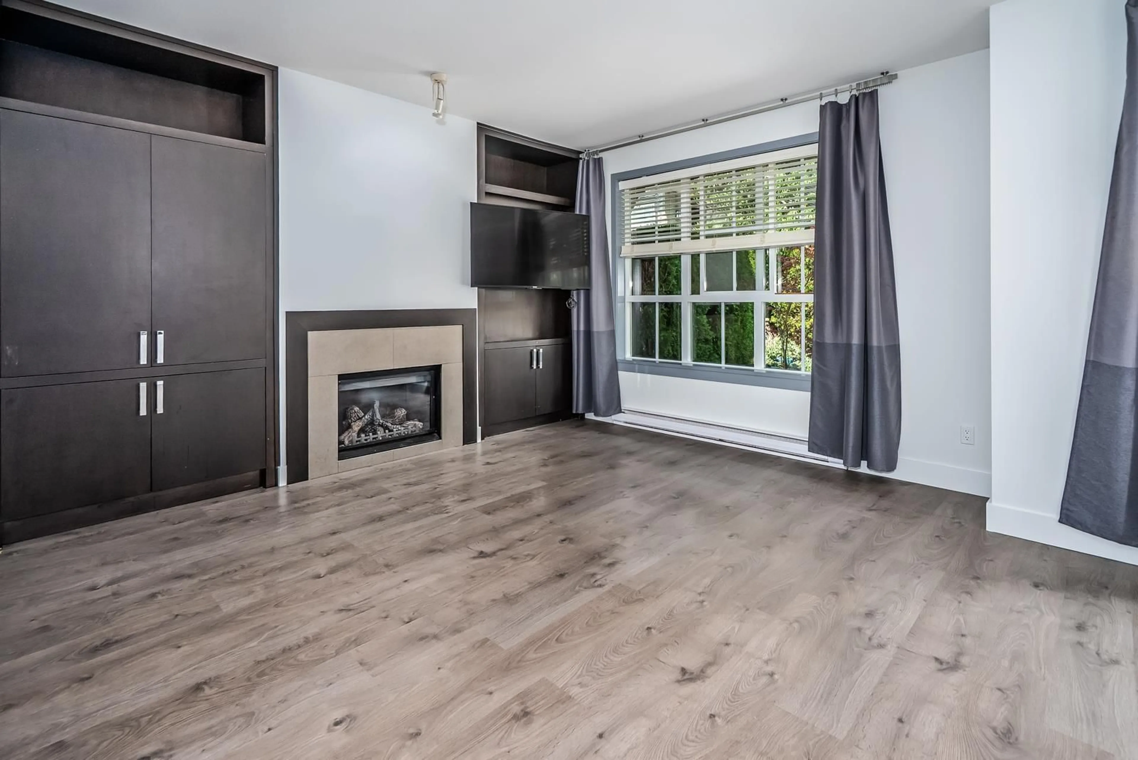 A pic of a room for 238 - 2501 161A STREET, Surrey British Columbia V3Z7Y6