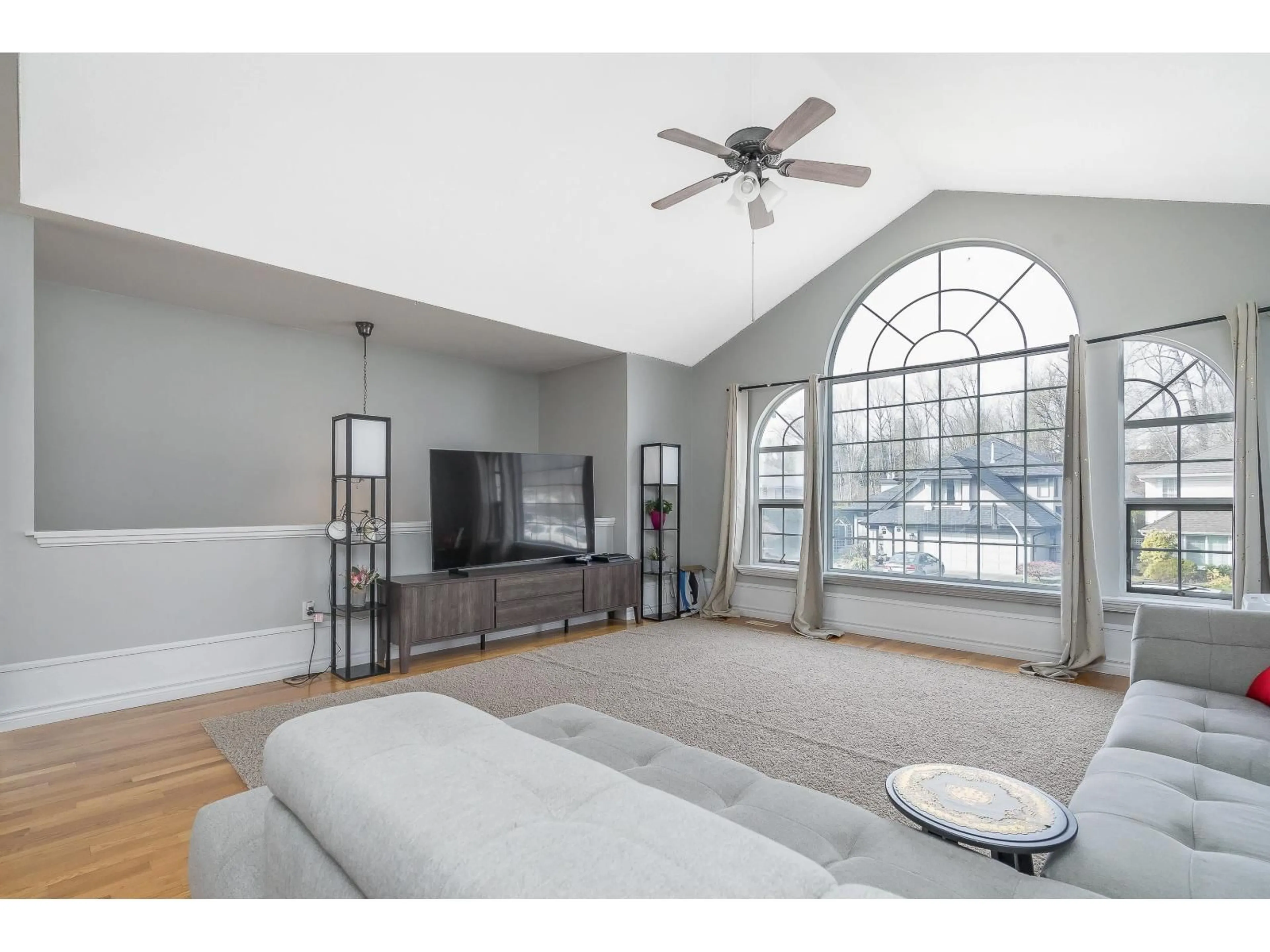 Living room with furniture, unknown for 32958 HARWOOD PLACE, Abbotsford British Columbia V2S7C2