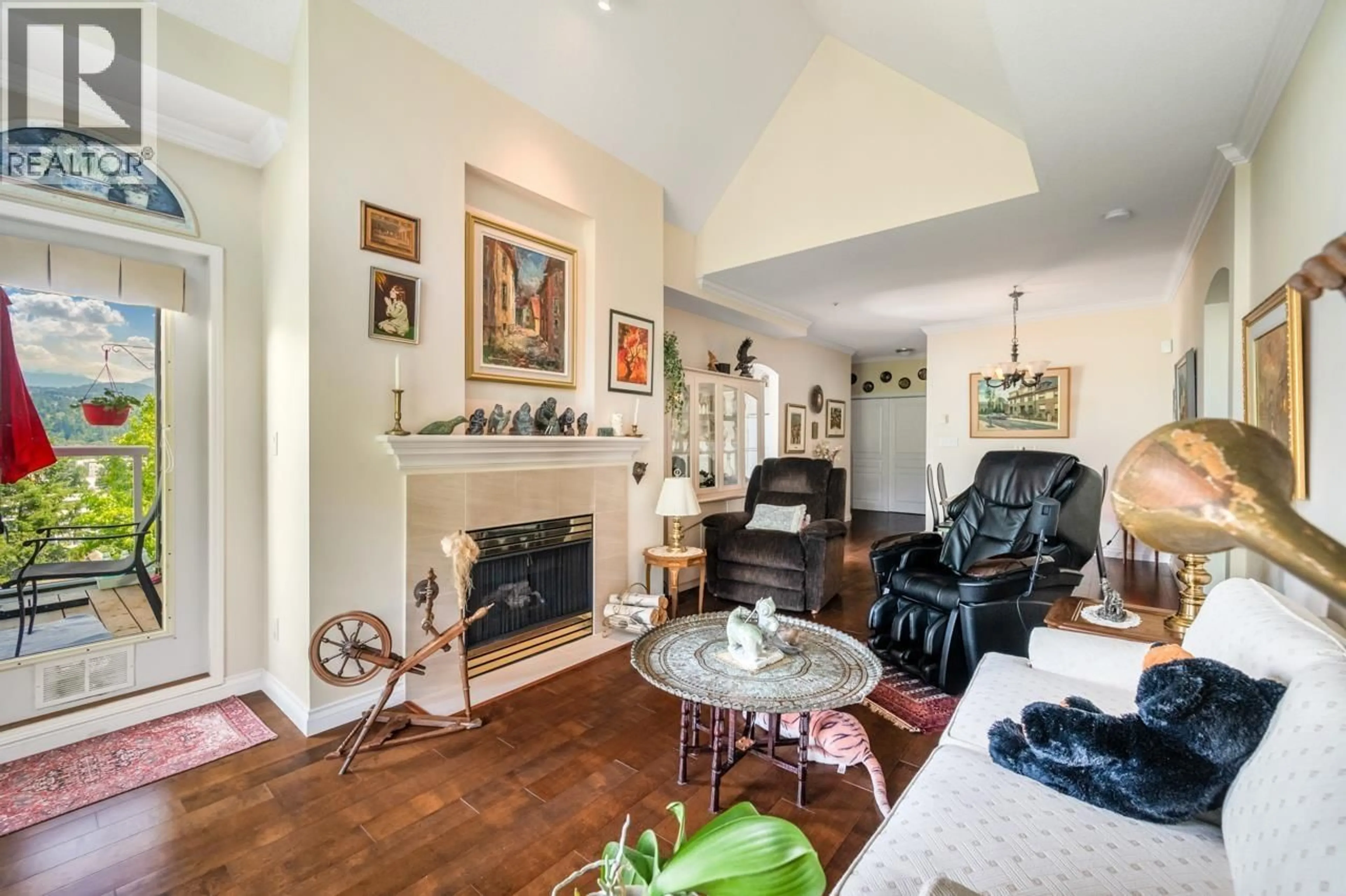 Living room with furniture, unknown for 505 - 3001 TERRAVISTA PLACE, Port Moody British Columbia V3H5A2