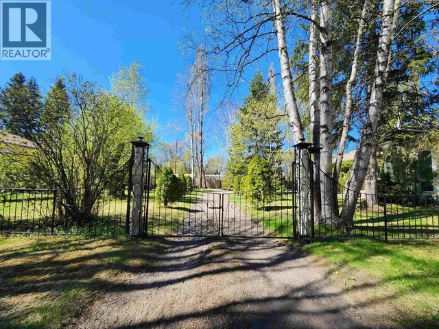 1591 CEDAR STREET, Prince George 3