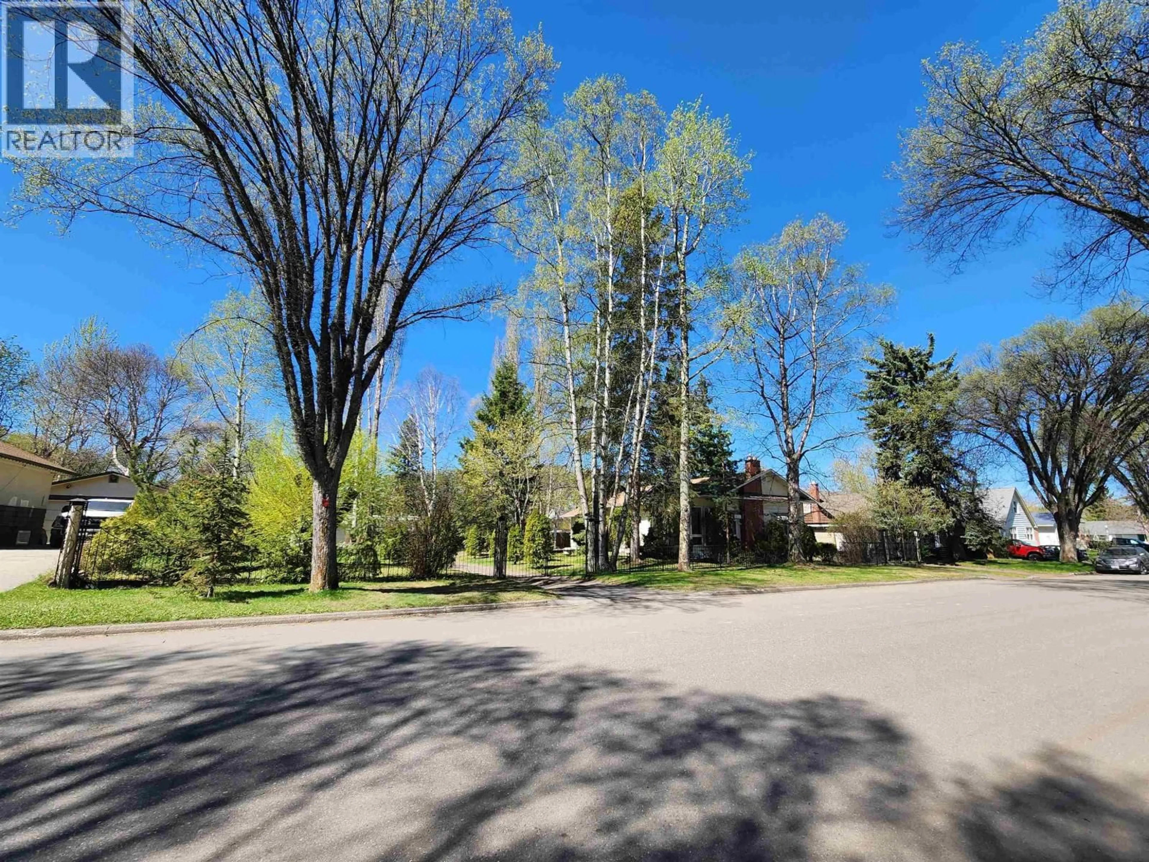 A pic from outside/outdoor area/front of a property/back of a property/a pic from drone, street for 1591 CEDAR STREET, Prince George British Columbia V2L1B6