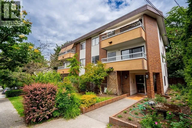 302 - 138 TEMPLETON DRIVE, Vancouver 3
