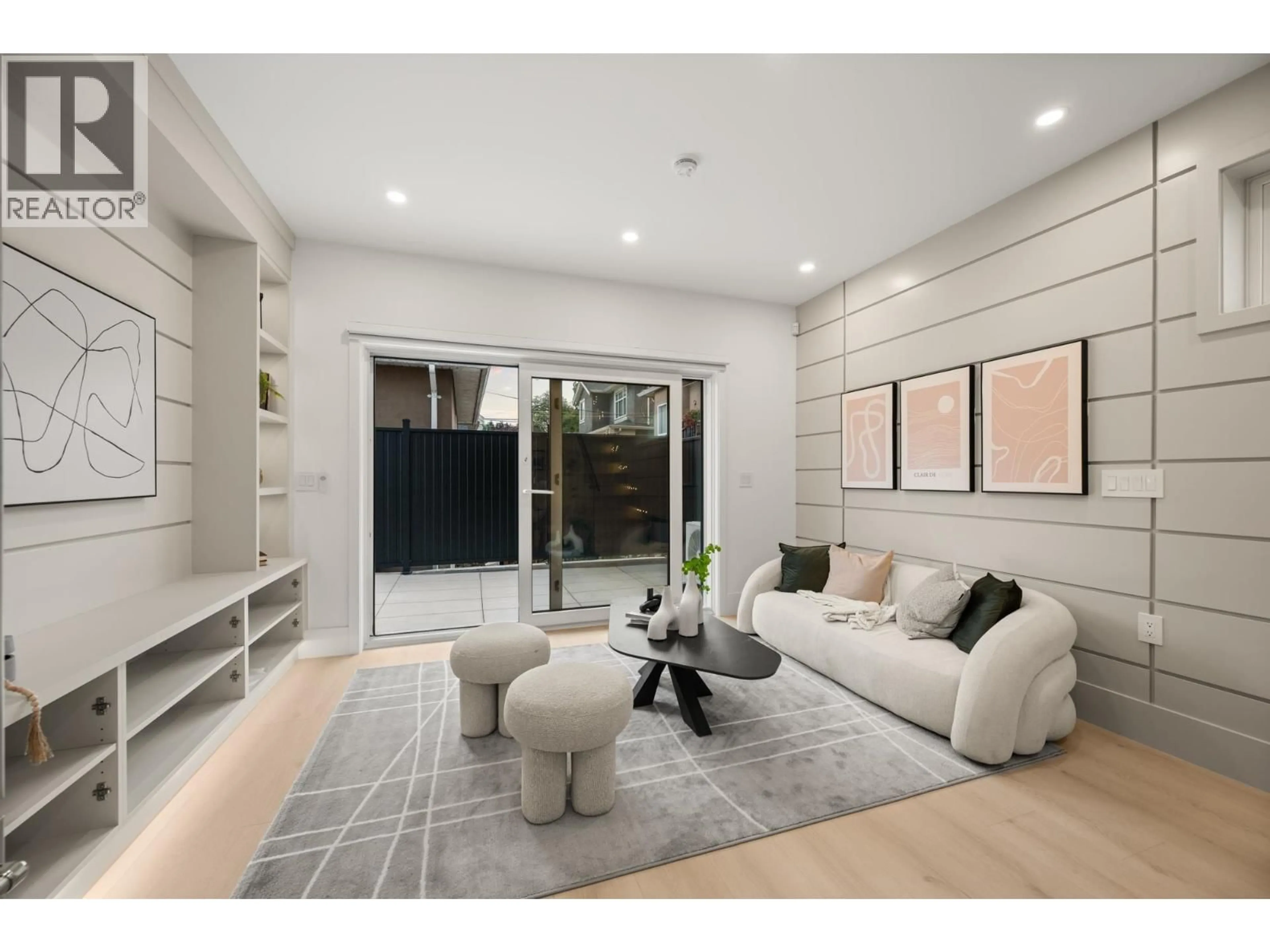 Living room with furniture, unknown for 3430 MONS DRIVE, Vancouver British Columbia V5M3B6